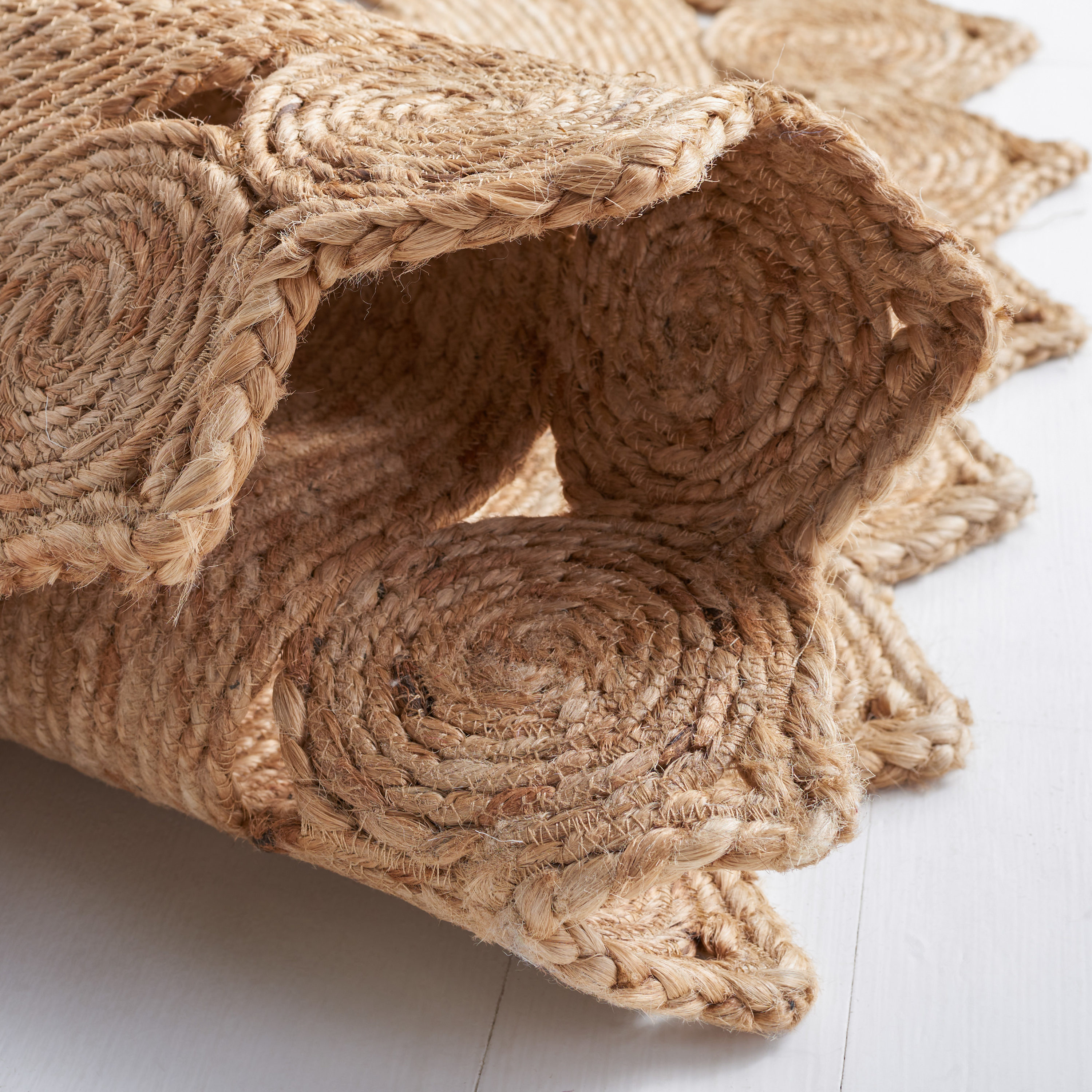  SAFAVIEH Natural Fiber Round Collection NFB246A