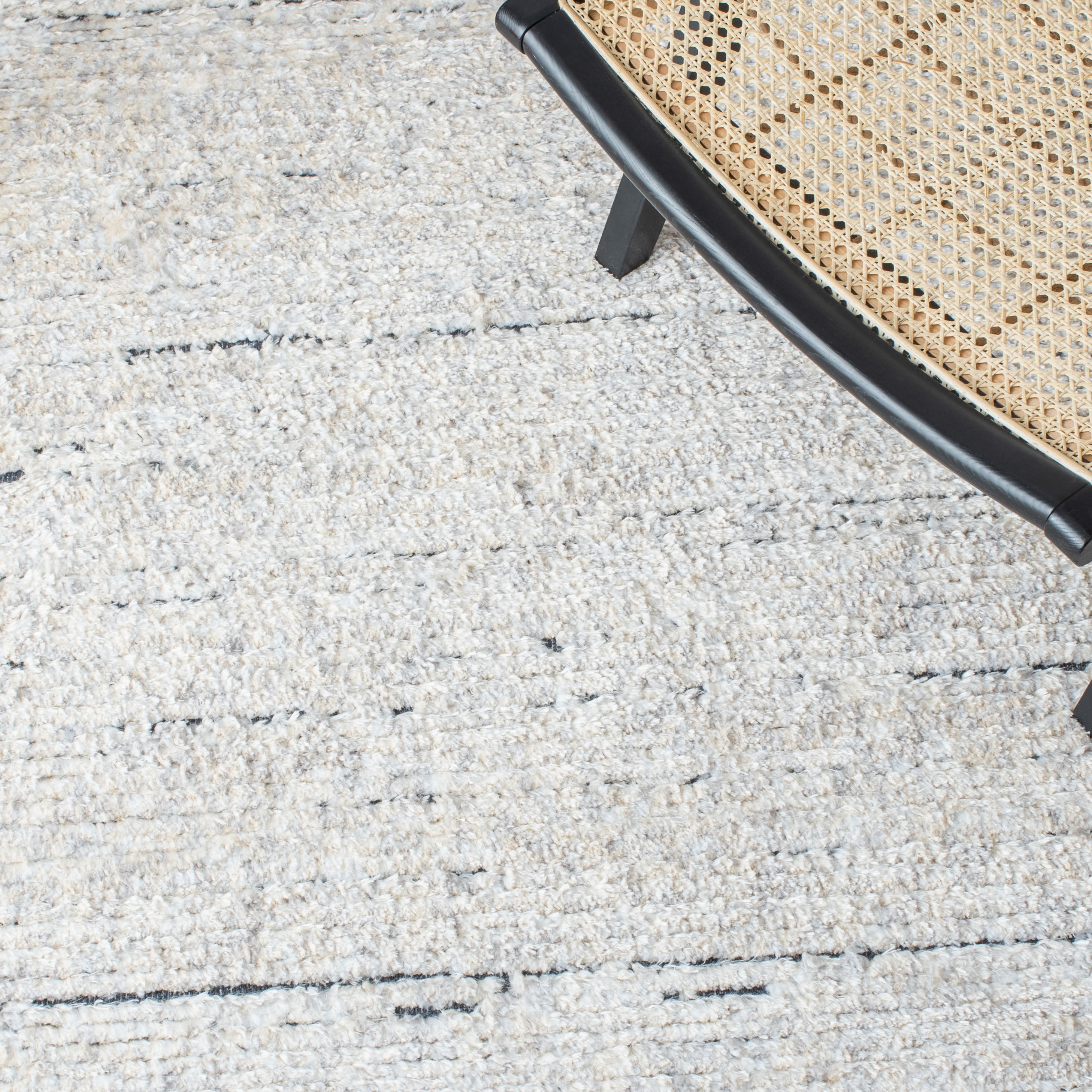 Safavieh BUR235F-7SQ rugs - View #6