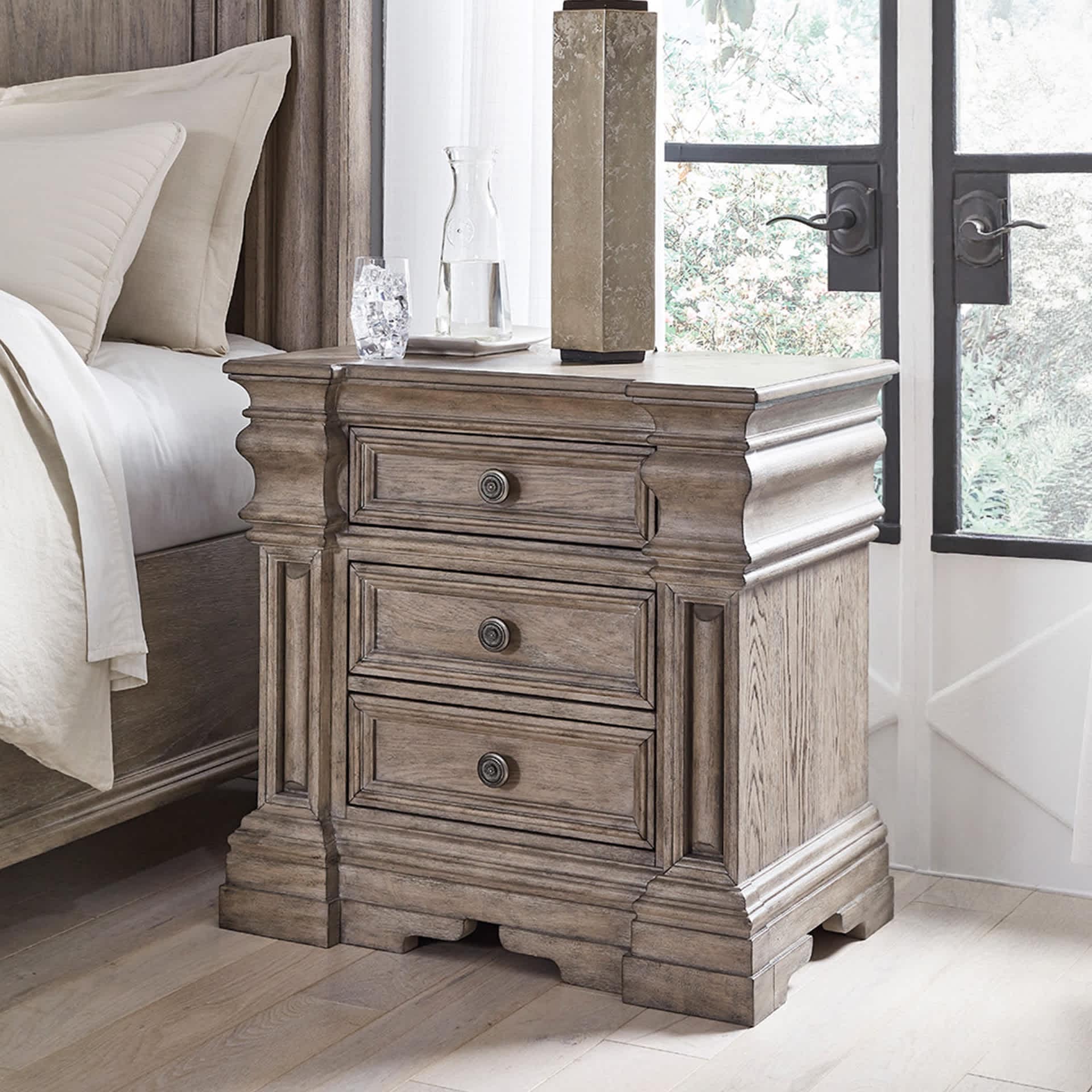 Signature Design by Ashley B916-93 nightstands - View #2
