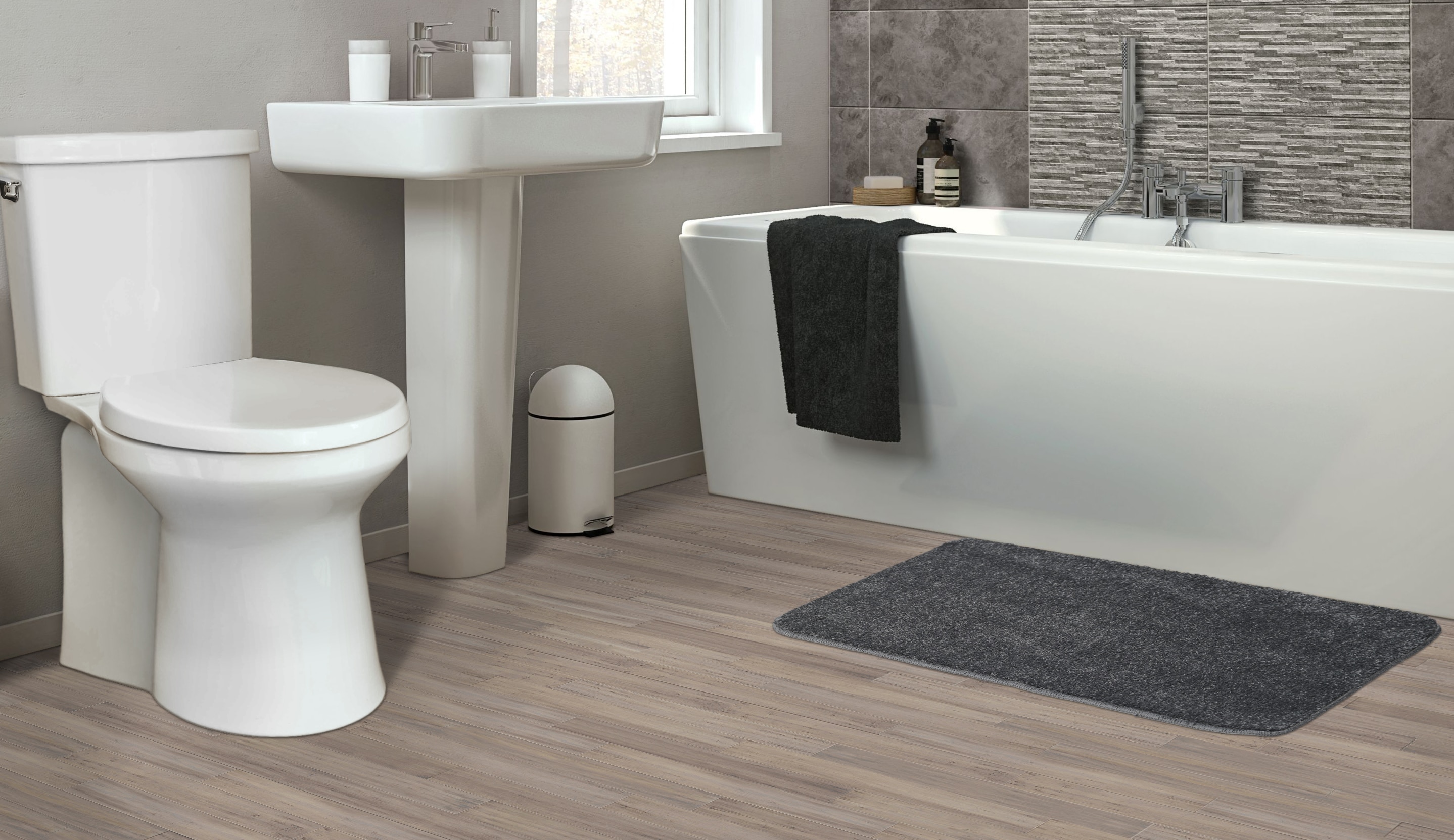 Garland Rug BA360W02003412 Gramercy 20-in x 34-in Cinder Gray Polypropylene Bath rug