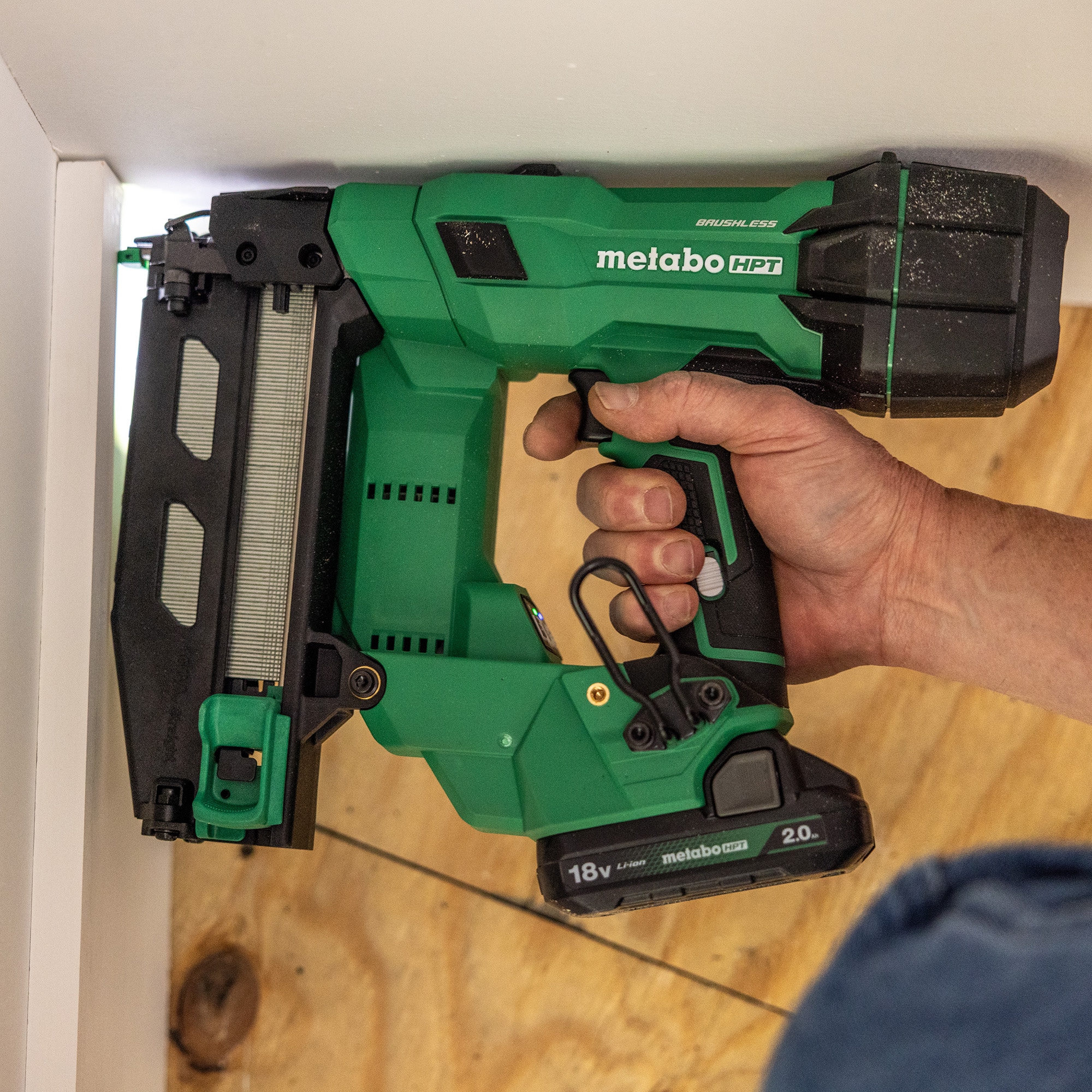 Metabo HPT 44206SHPT Brads-And-Finish-Nails - View #4