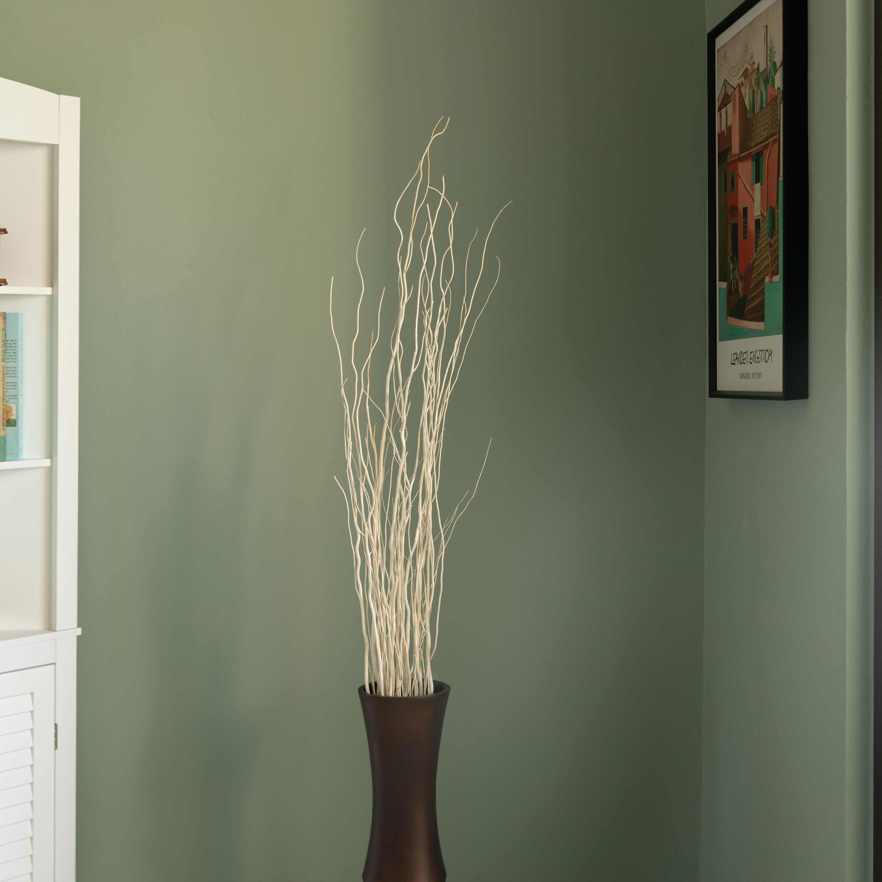 Uniquewise QI004415.WT 12 -Pack White Wood Modern Decorative object