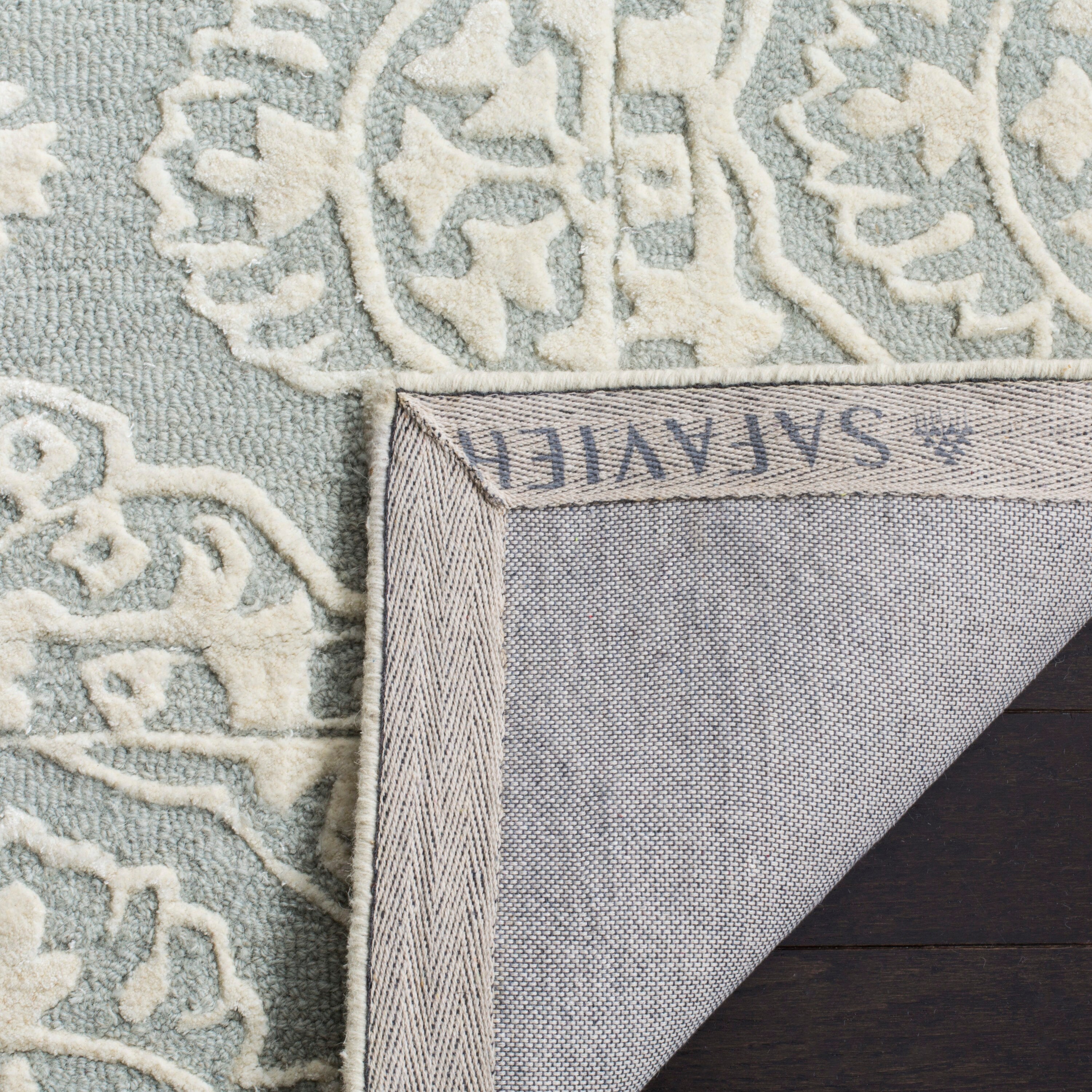 Safavieh BEL134B-27 rugs - View #4