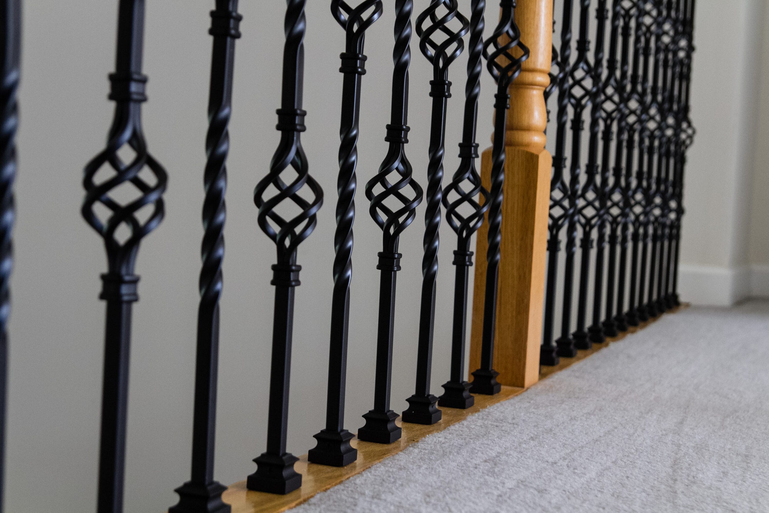 L.J. Smith Stair Systems M 481 44 ETHSM Interior-Stairpart-Balusters - View #7