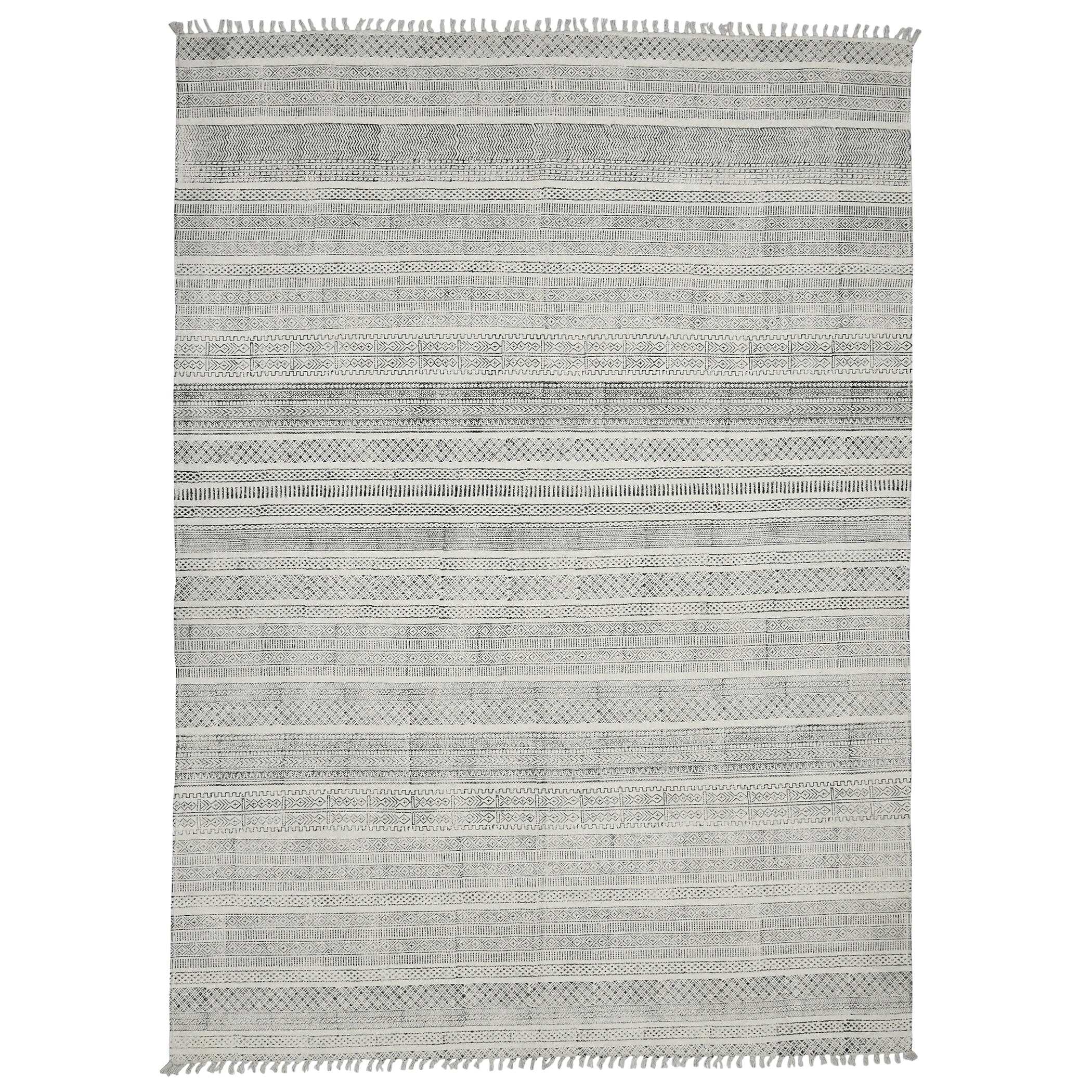 Handmade Charcoal Gray Geometric Cotton Area Rug 5' x 7'