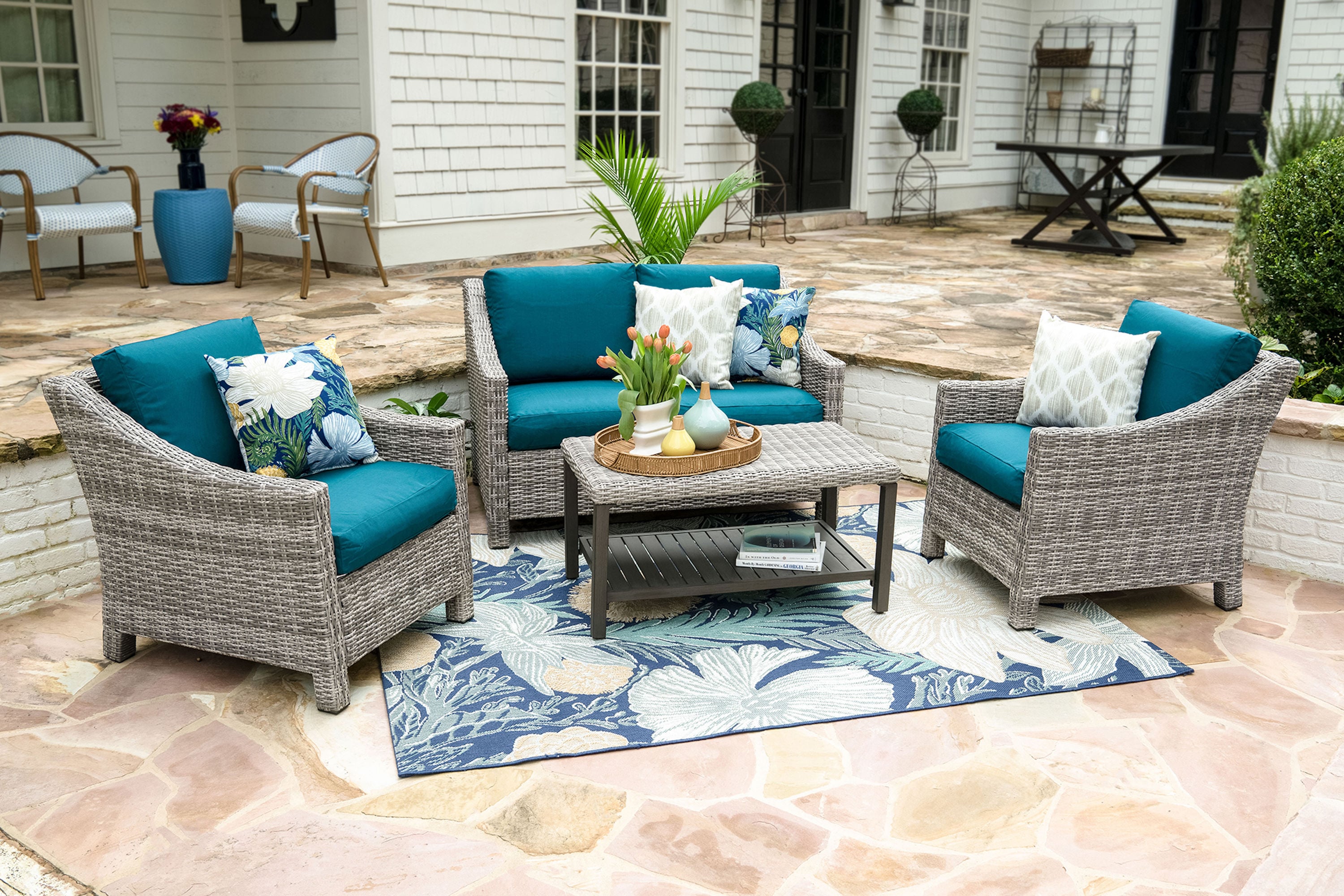 Leisure Made 906420-PEA Marietta 4-Piece Wicker Patio Conversation Set with Blue Cushions