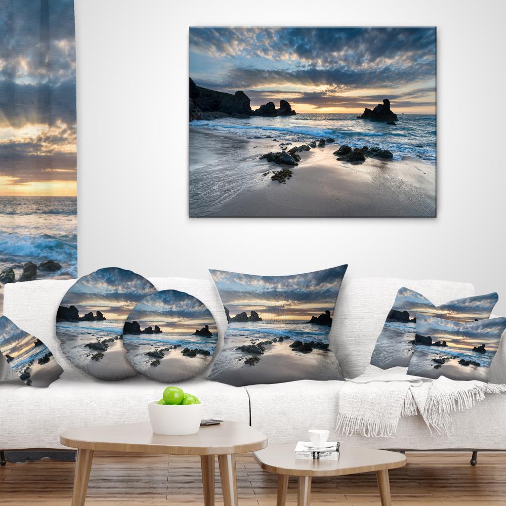 Designart CU14736-12-20 Accent-Pillows - View #3