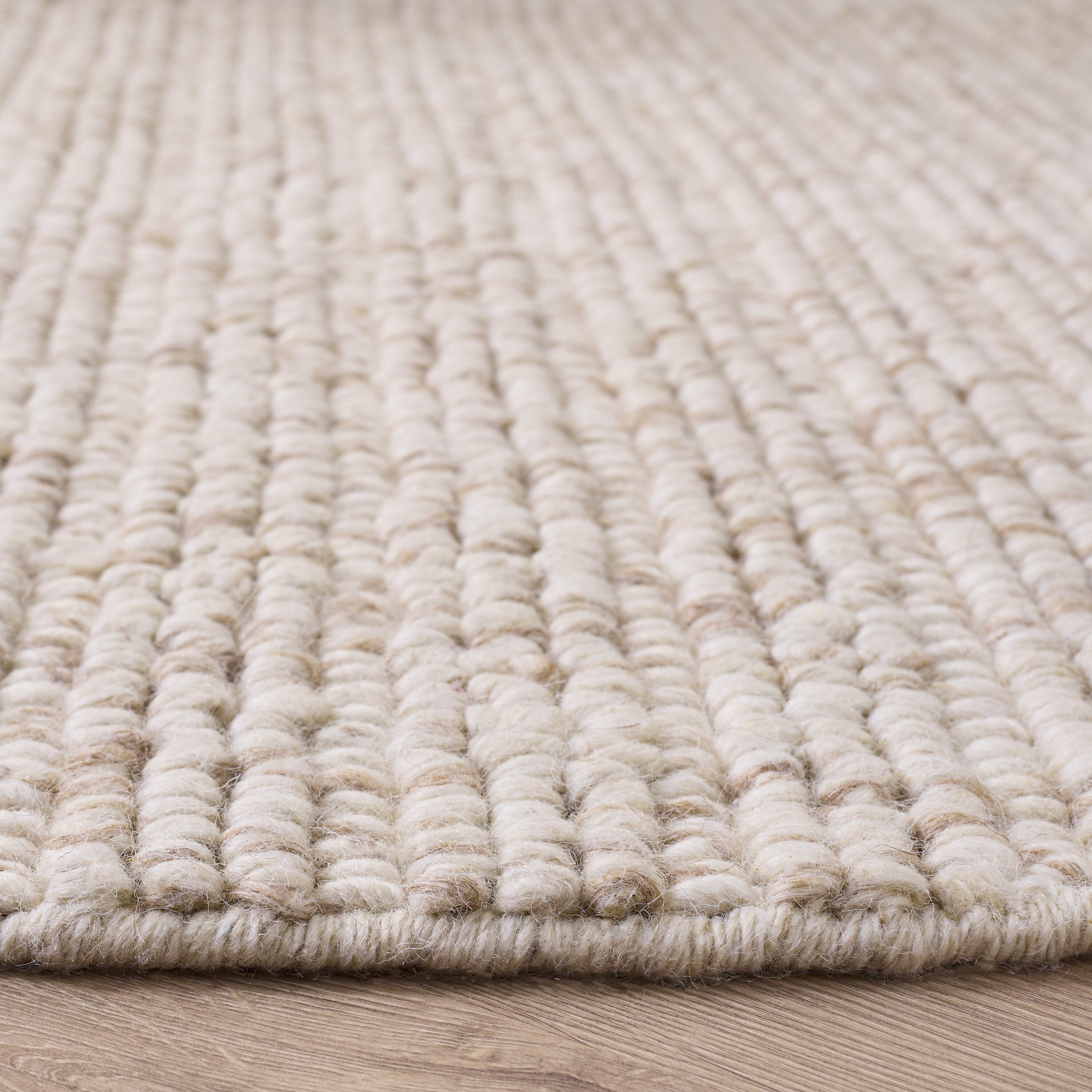 Safavieh NFC112B-6R rugs - View #3