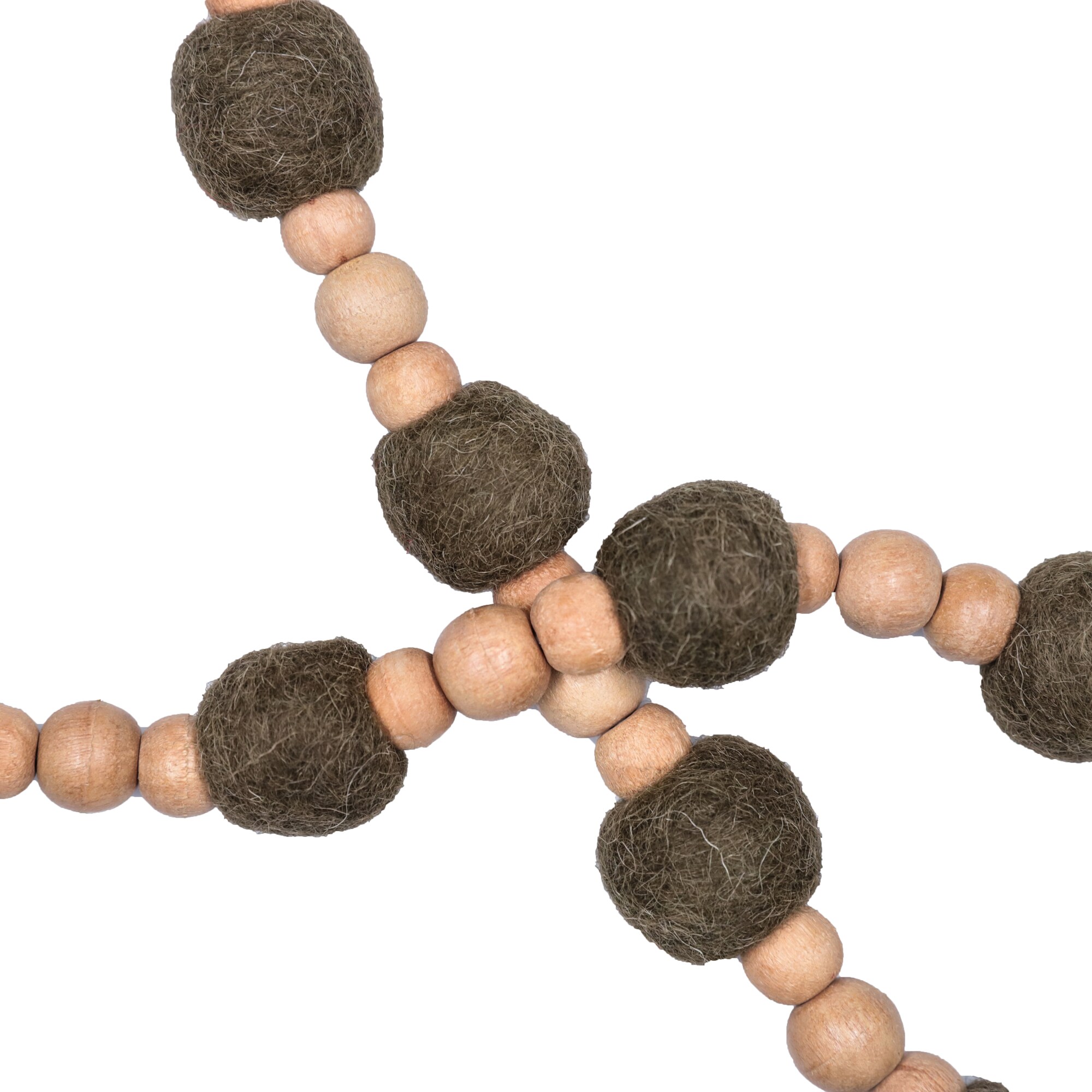 Vickerman JE210377 Artificial-Christmas-Garland - View #2