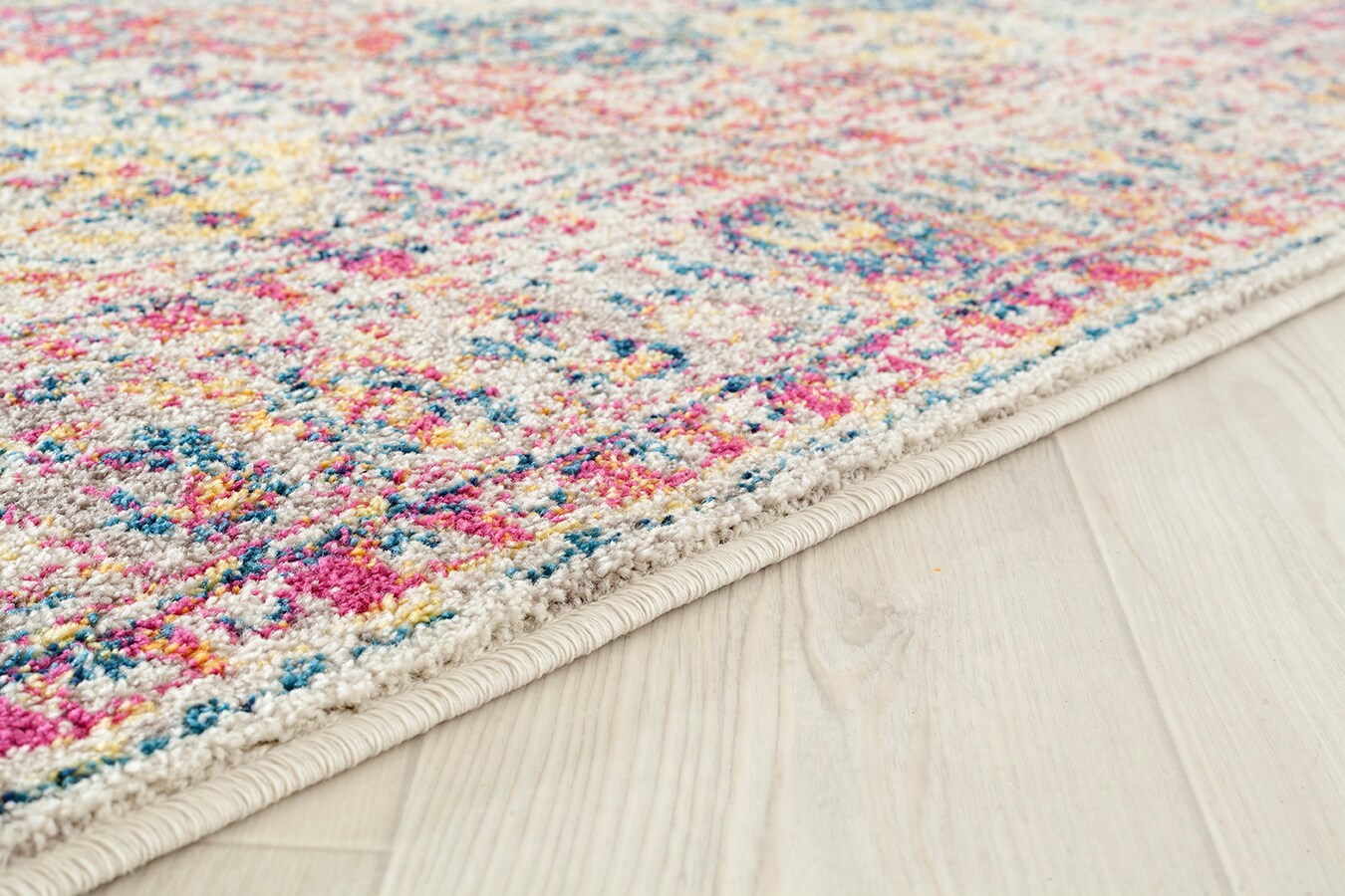 United Weavers Of America 713 20675 912 rugs - View #5