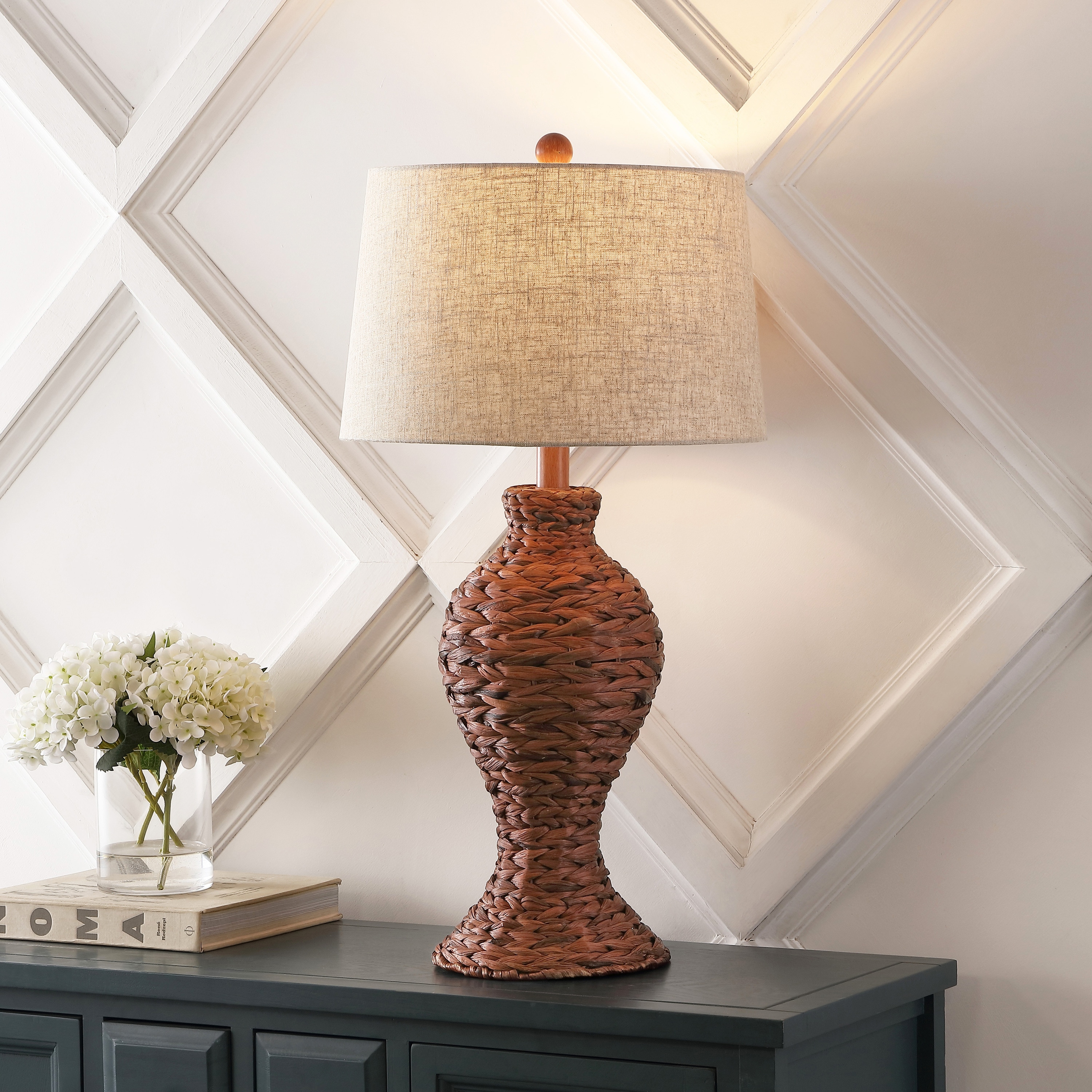 JONATHAN  Y JYL1015B Elicia Coastal Cottage Water Hyacinth Weave 31-in Dark Brown LED Incandescent On/Off switch Table Lamp with Linen Shade