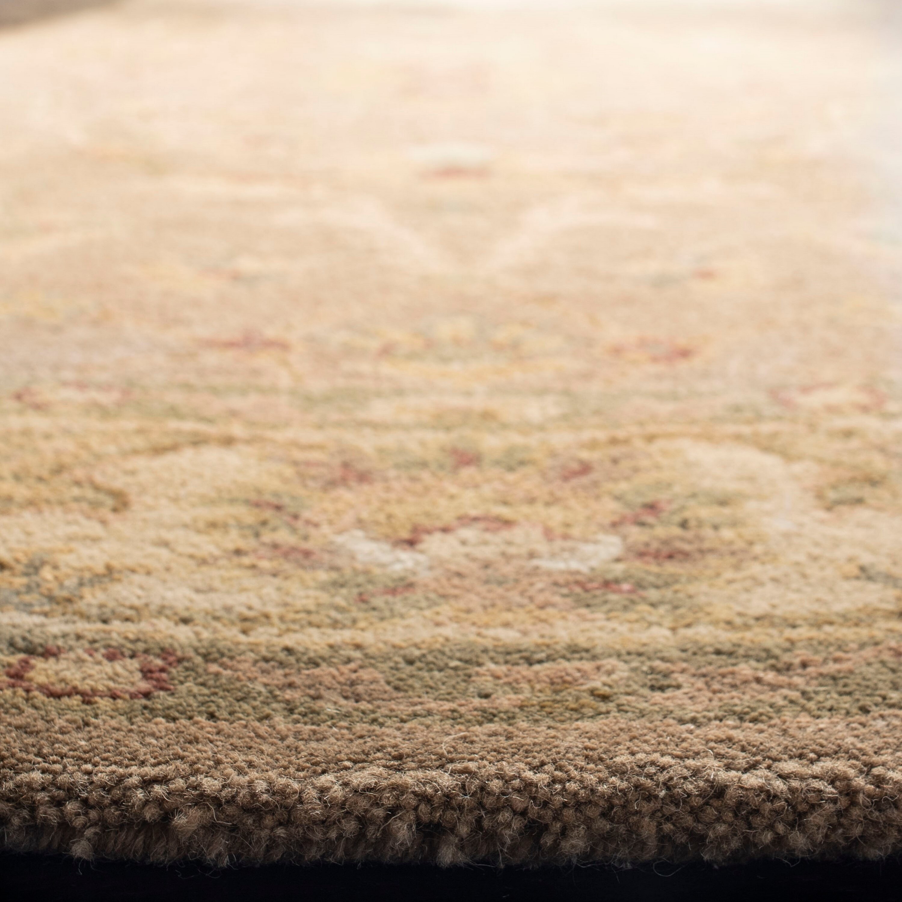 Safavieh AT311A-4R rugs - View #3