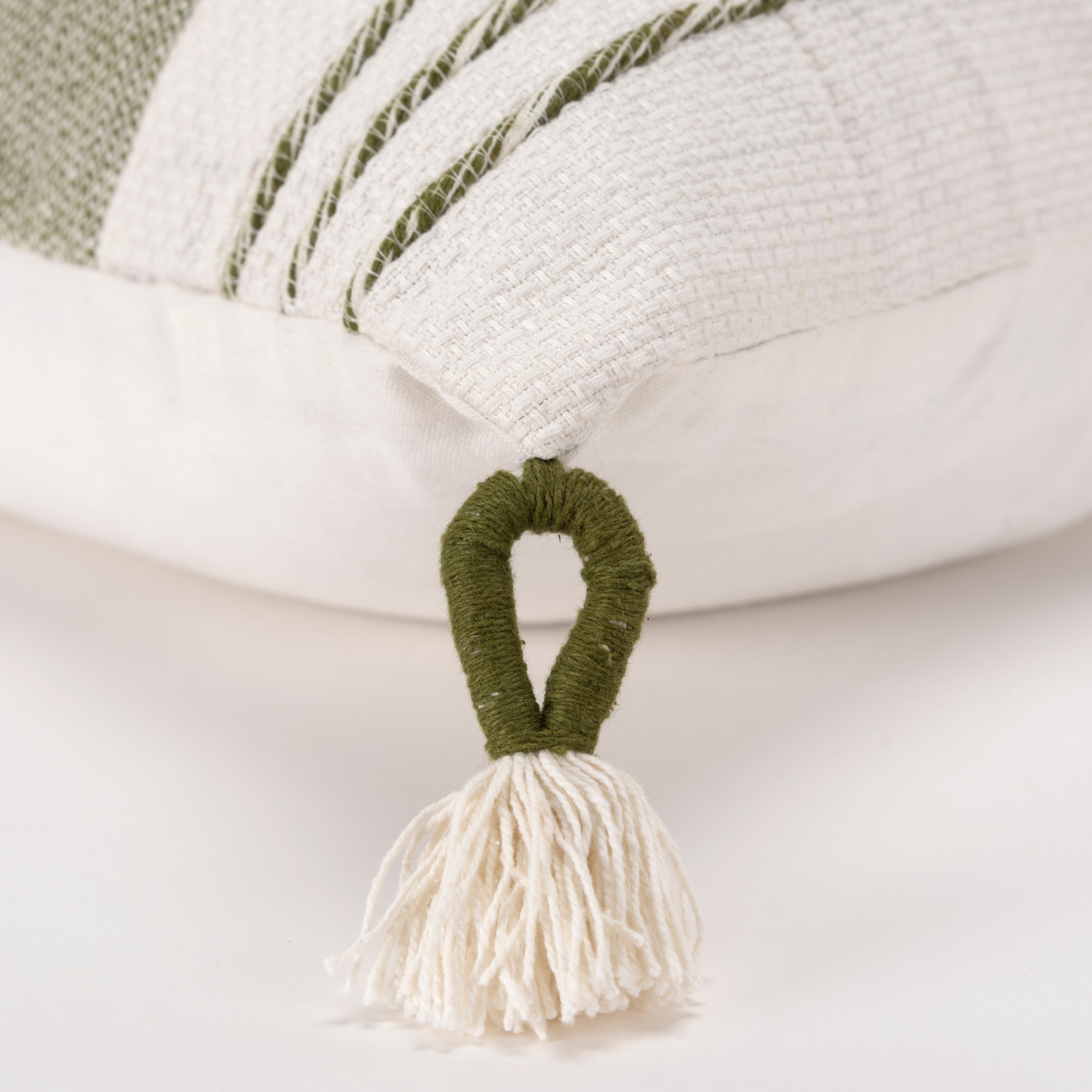 Rizzy Home PILT20028GR002020 Accent-Pillows - View #3
