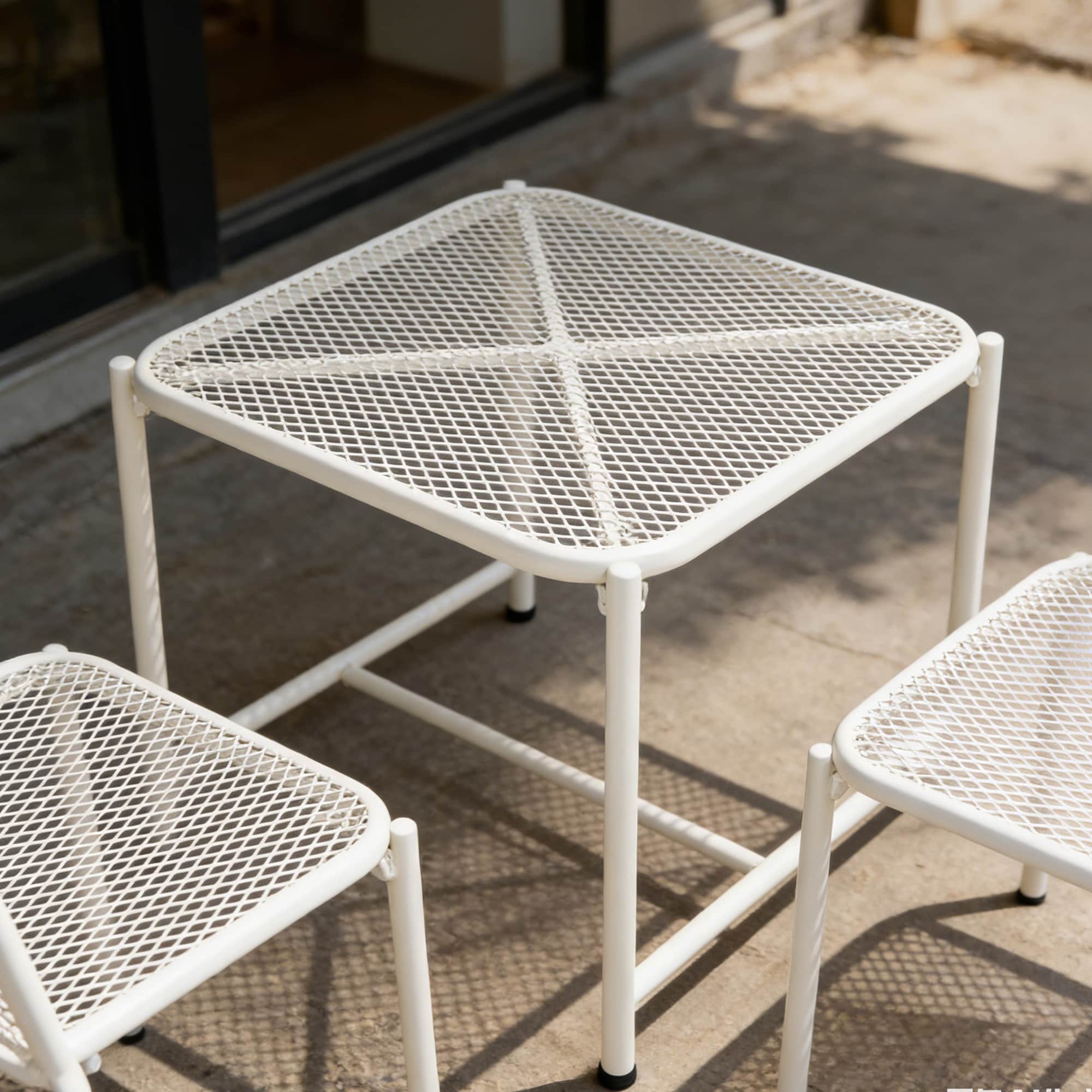 Bybafun YF8000097 Patio-Tables - View #2
