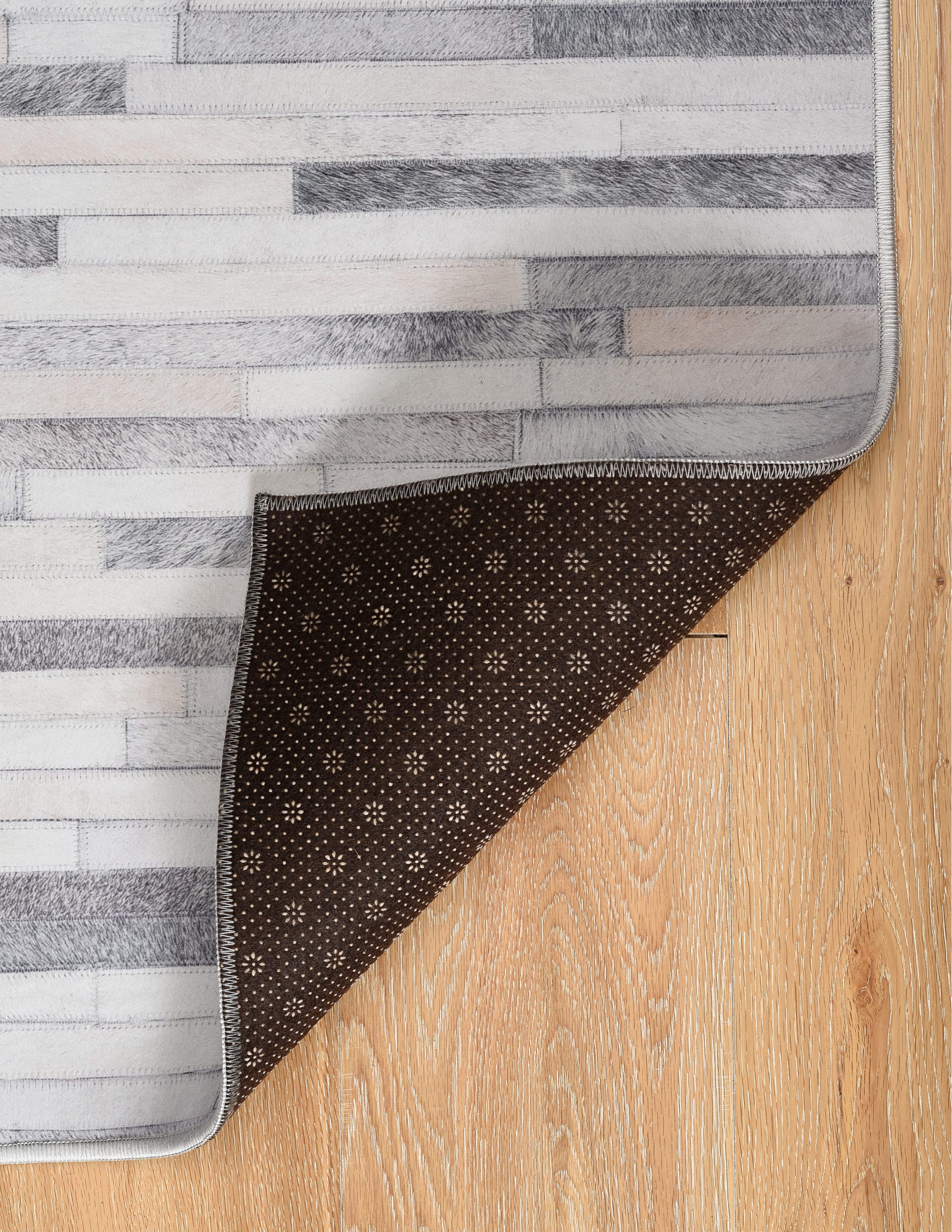 Linon RUGLO1471 rugs - View #3