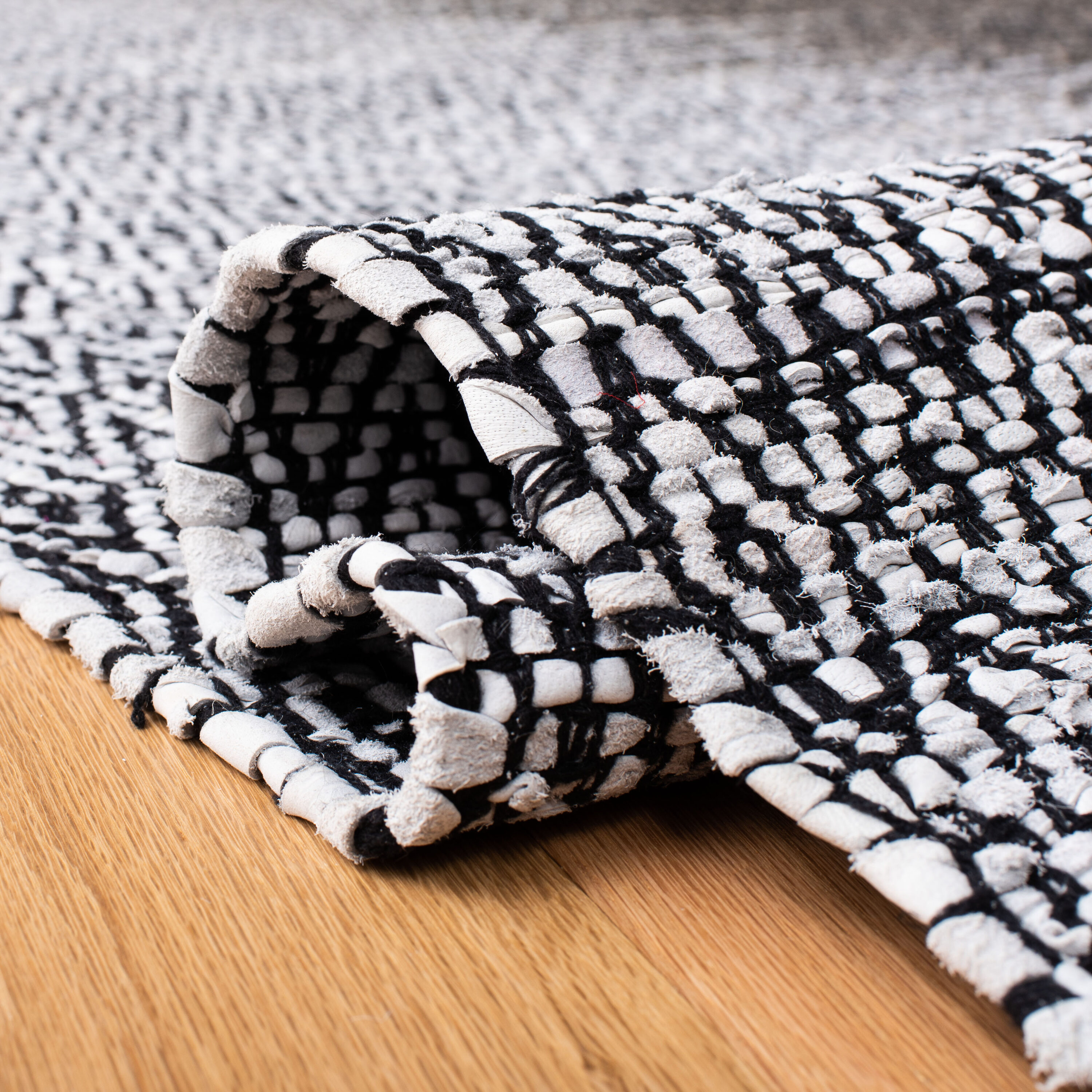 Safavieh VTL388A-4R rugs - View #5
