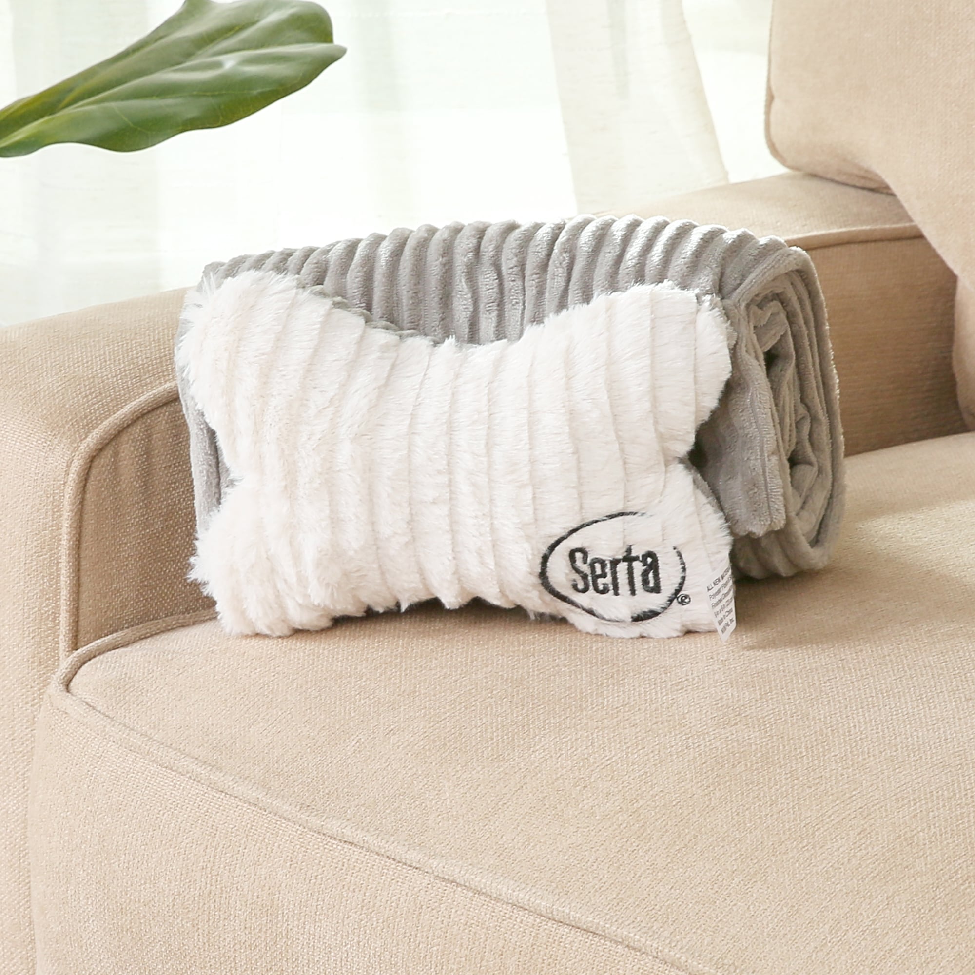 Serta sherpa outlet pillow