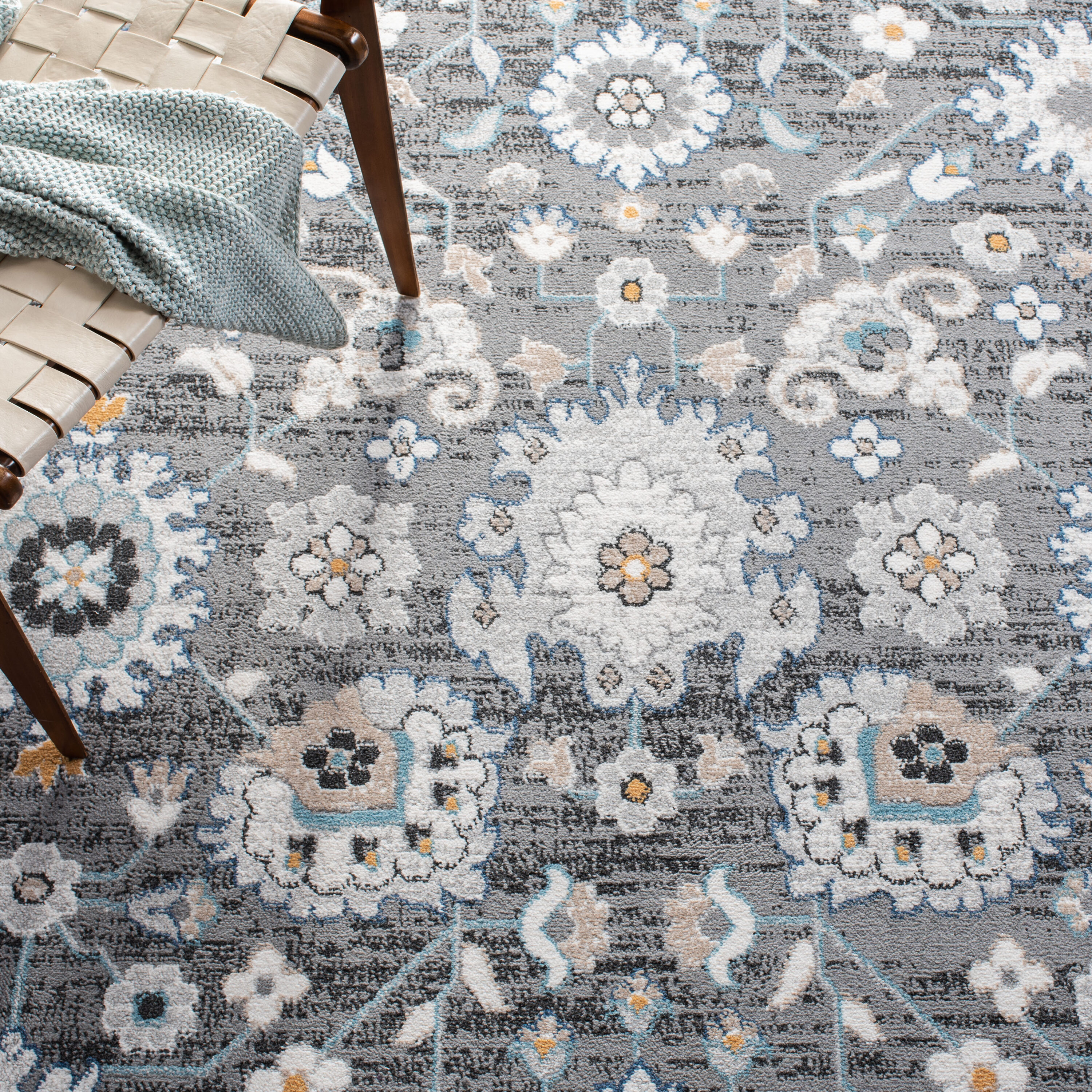 Safavieh LIB743H-28 rugs - View #5