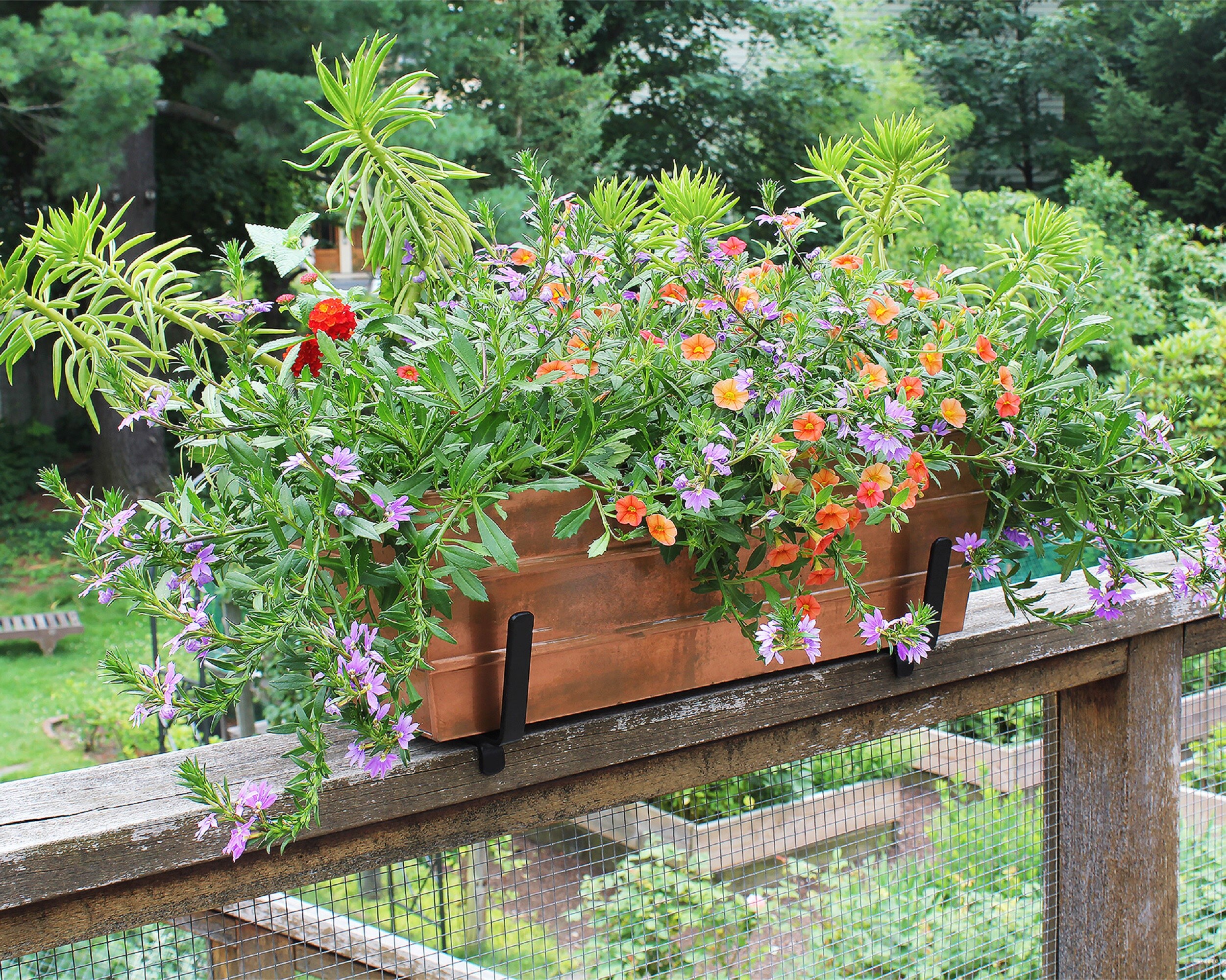 Minuteman International C20C-K6 Planter-Window-Box - View #2