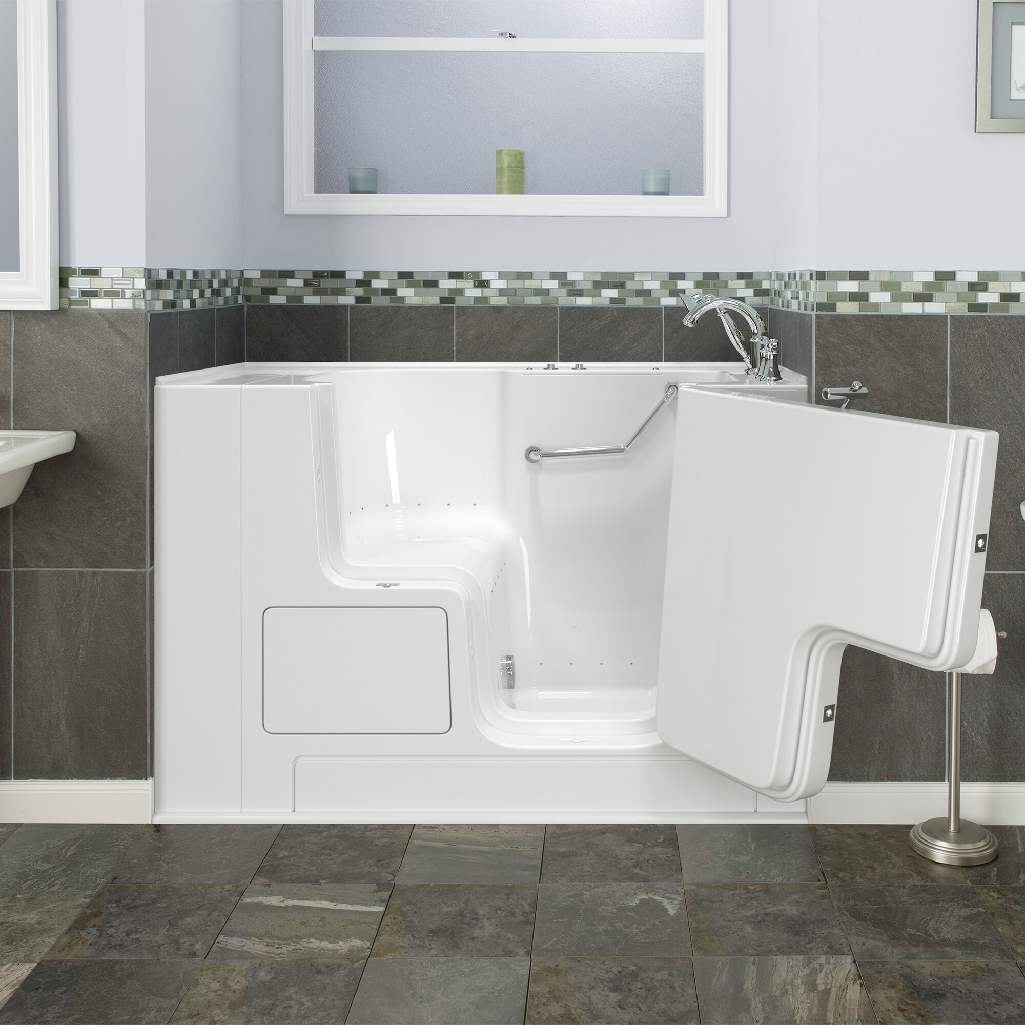 American Standard 3252OD.709.ARW-PC 32.0-Inches x 52.0-Inches White Gel-coated fiberglass Rectangular Walk-in Air bath with Faucet Hand Shower Drain ( Right Drain )