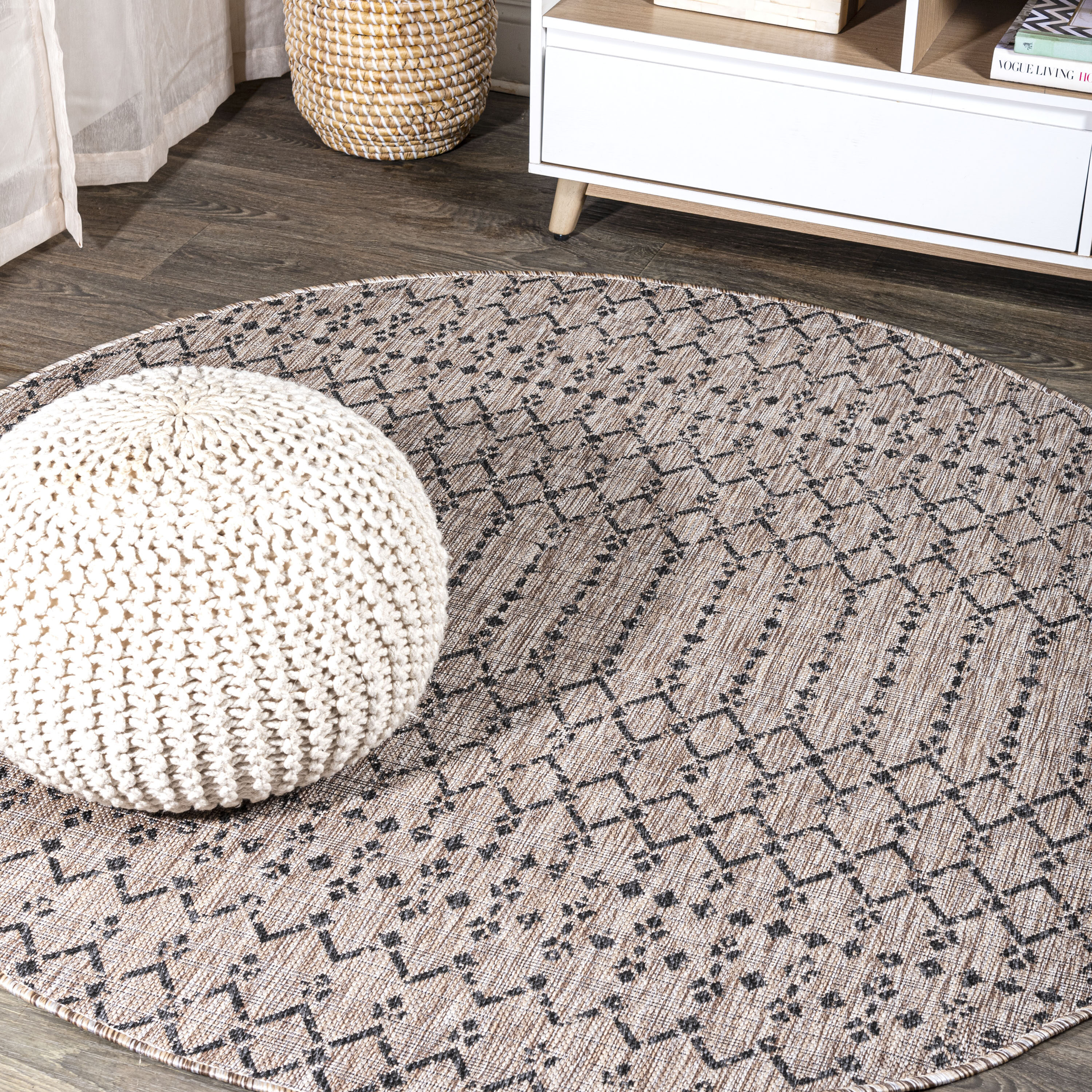 JONATHAN  Y SMB108D-5R Santa Monica Ourika Filigree Textured Weave 5 x 5 (ft) Loomed Polypropylene Natural/Black Round Indoor/Outdoor Tribal Coastal Area rug