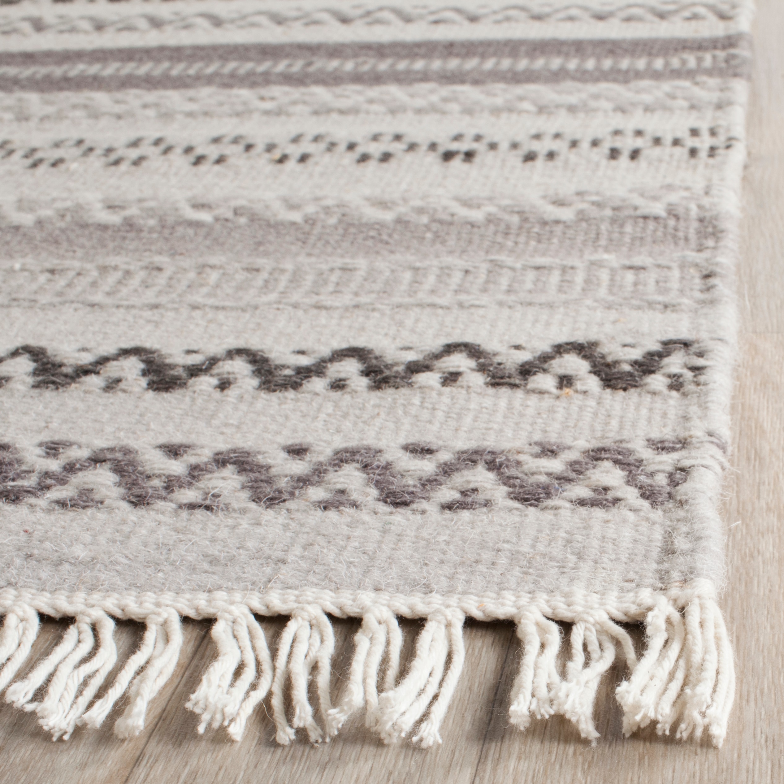 Safavieh KLM101A-8 rugs - View #3