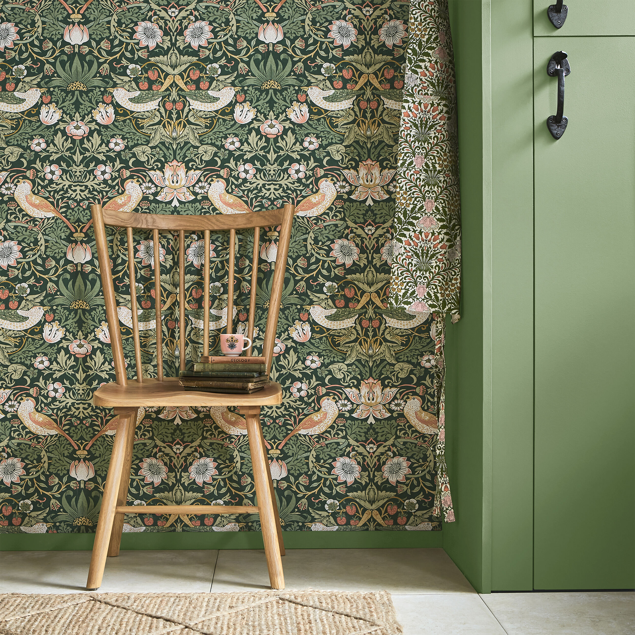 William Morris Green Floral Vinyl Wallpaper Double Roll