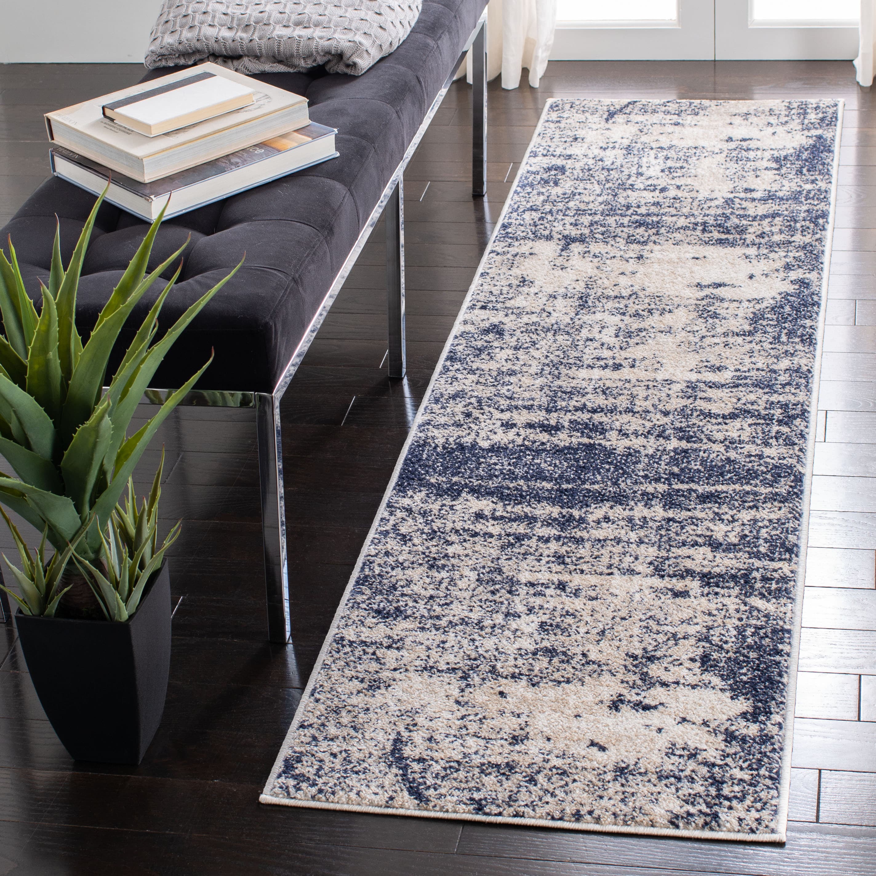 Safavieh ADR207C-28 Adirondack Sansa 2 x 8 (ft) Loomed Polypropylene Gold/Navy Rectangular Indoor Distressed/Overdyed Bohemian/Eclectic Runner rug