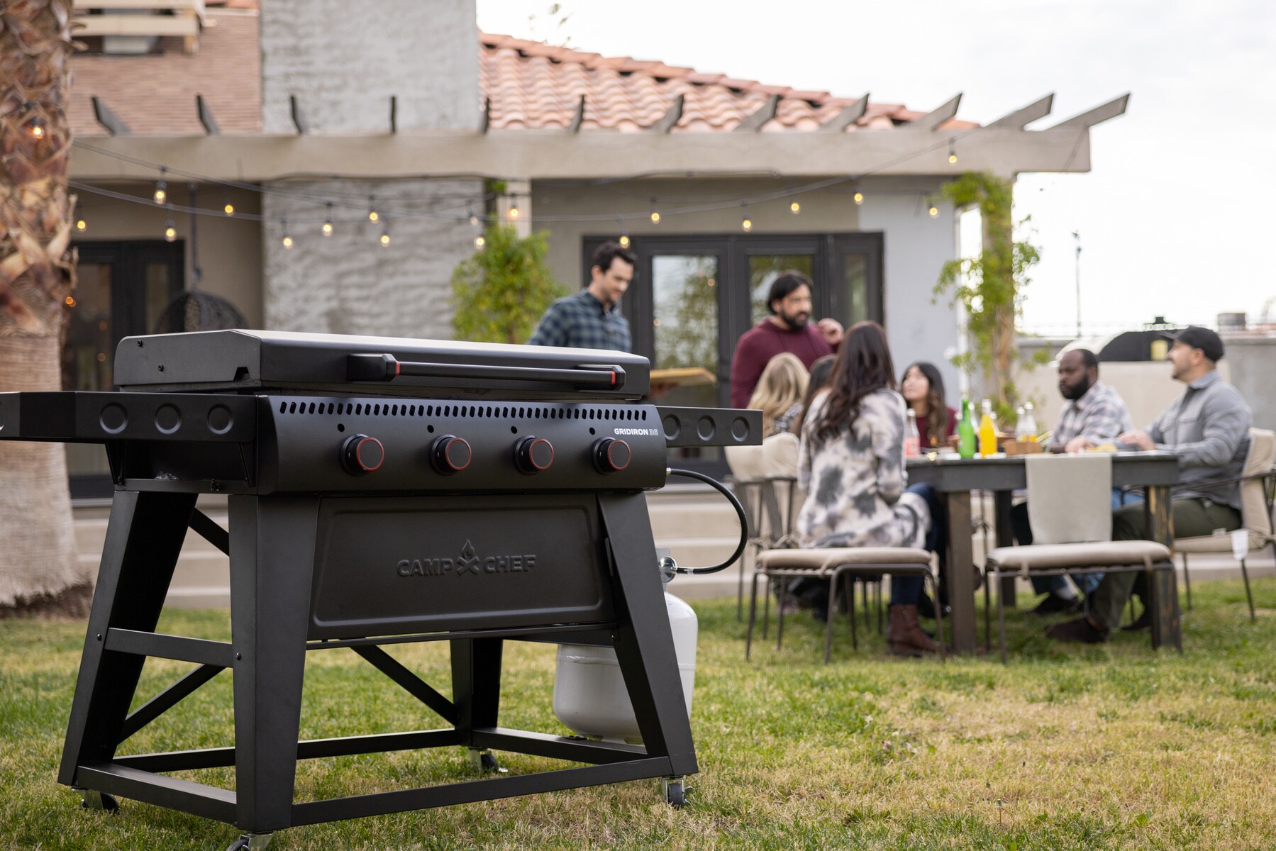 Camp Chef GRIDIRON 36 4 -Burner Liquid propane Flat Top Grill