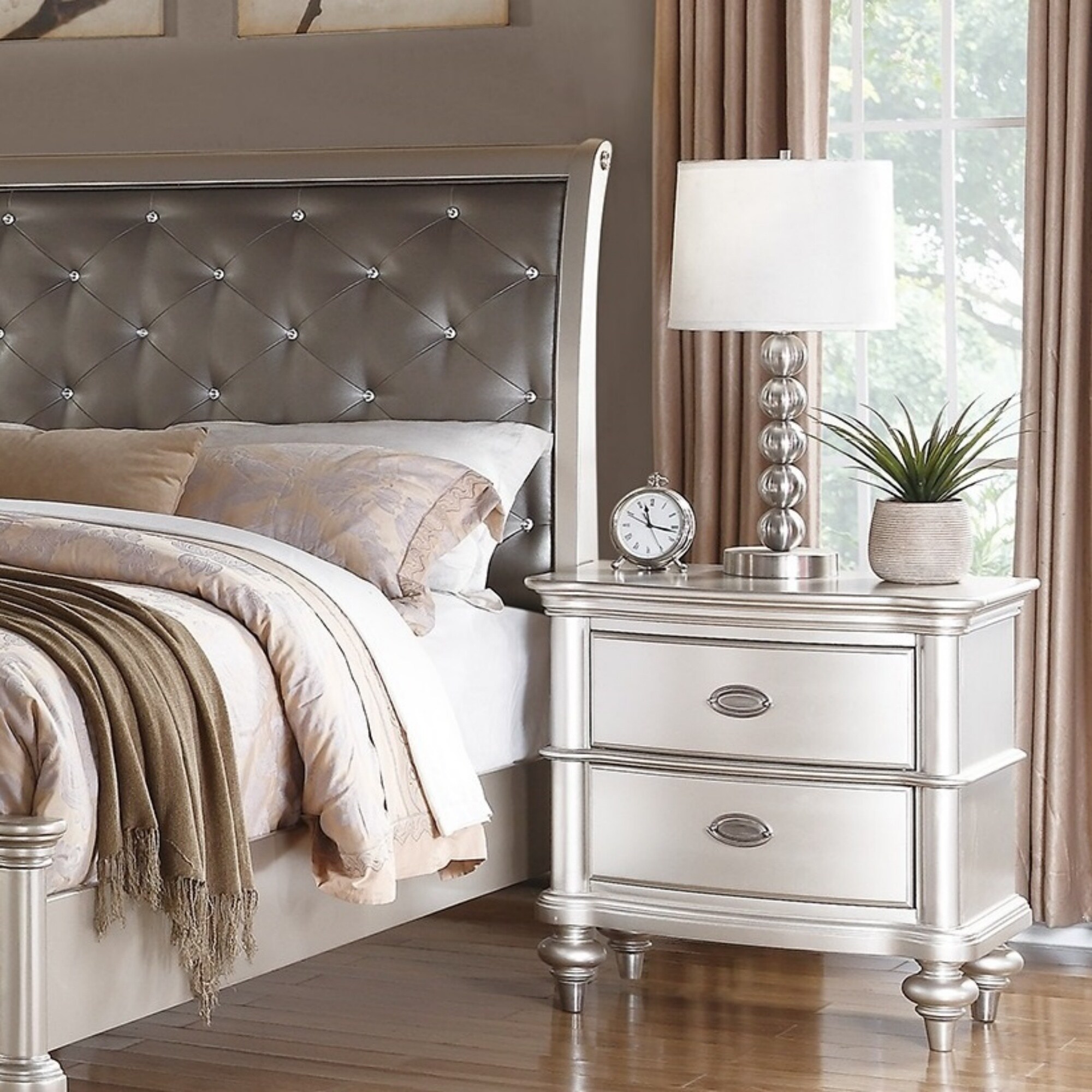 Lycvki 1754 nightstands - View #3