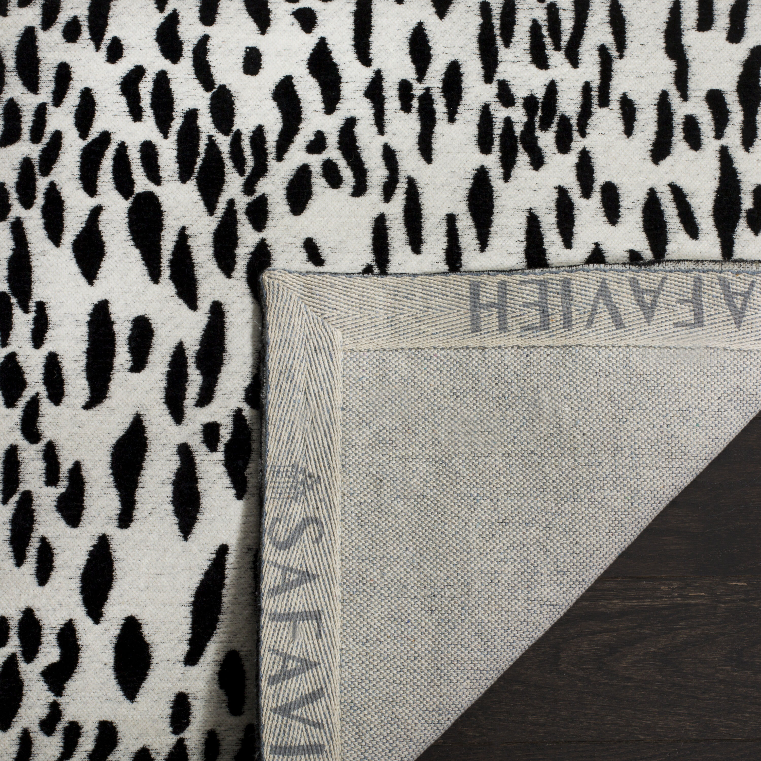 Safavieh MRB657G-4 rugs - View #3