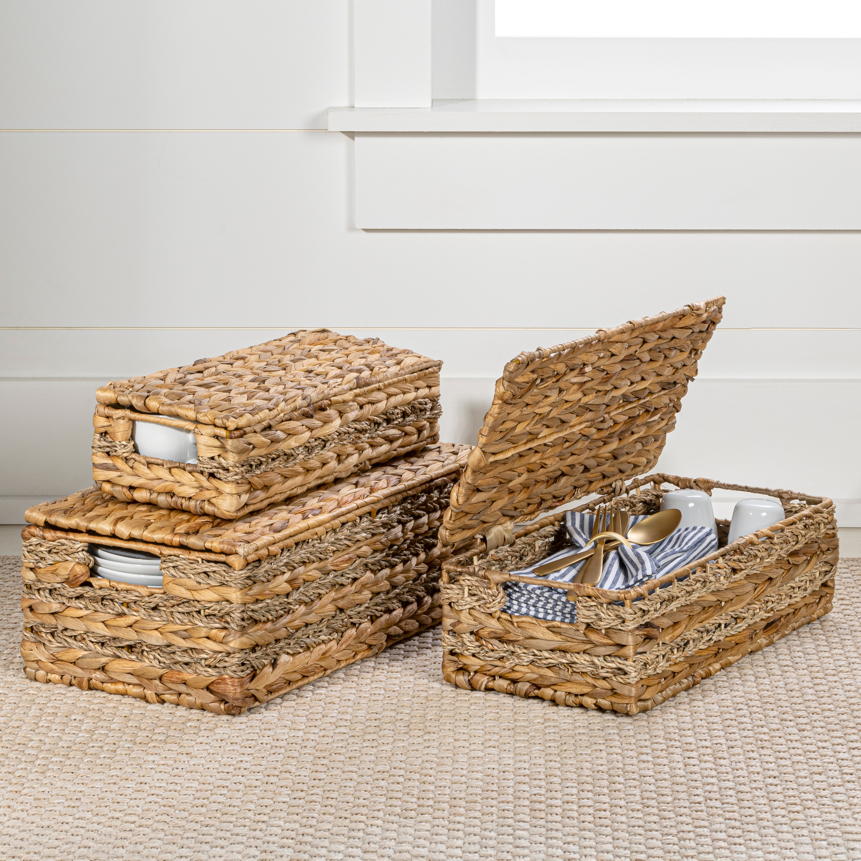 happimess BSK2000A-3SET 3 -Pack Sandrine Farmhouse Handwoven Rectangle ( 16.54-in W x 5.91-in H x 9.06-in D ) Natural Water hyacinth Stackable Basket