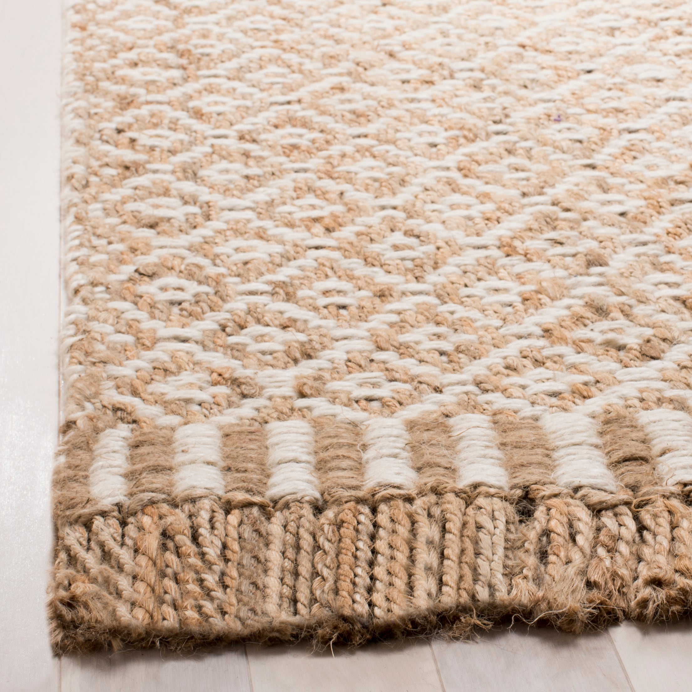 Safavieh NF182A-26 rugs - View #3