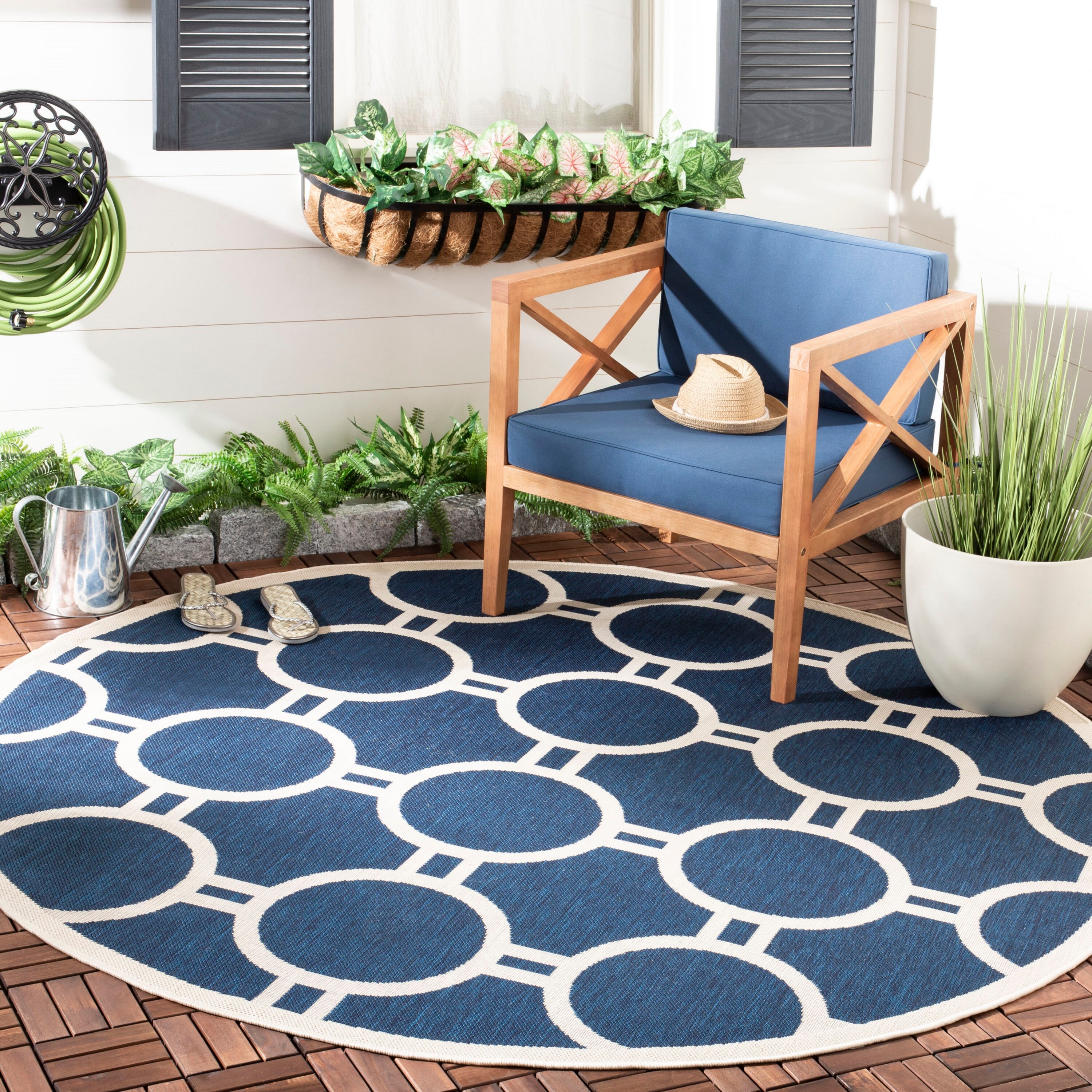 Safavieh CY6924-268-7R Courtyard Cannet 7 x 7 (ft) Loomed Polypropylene Navy/Beige Round Indoor/Outdoor Abstract Area rug