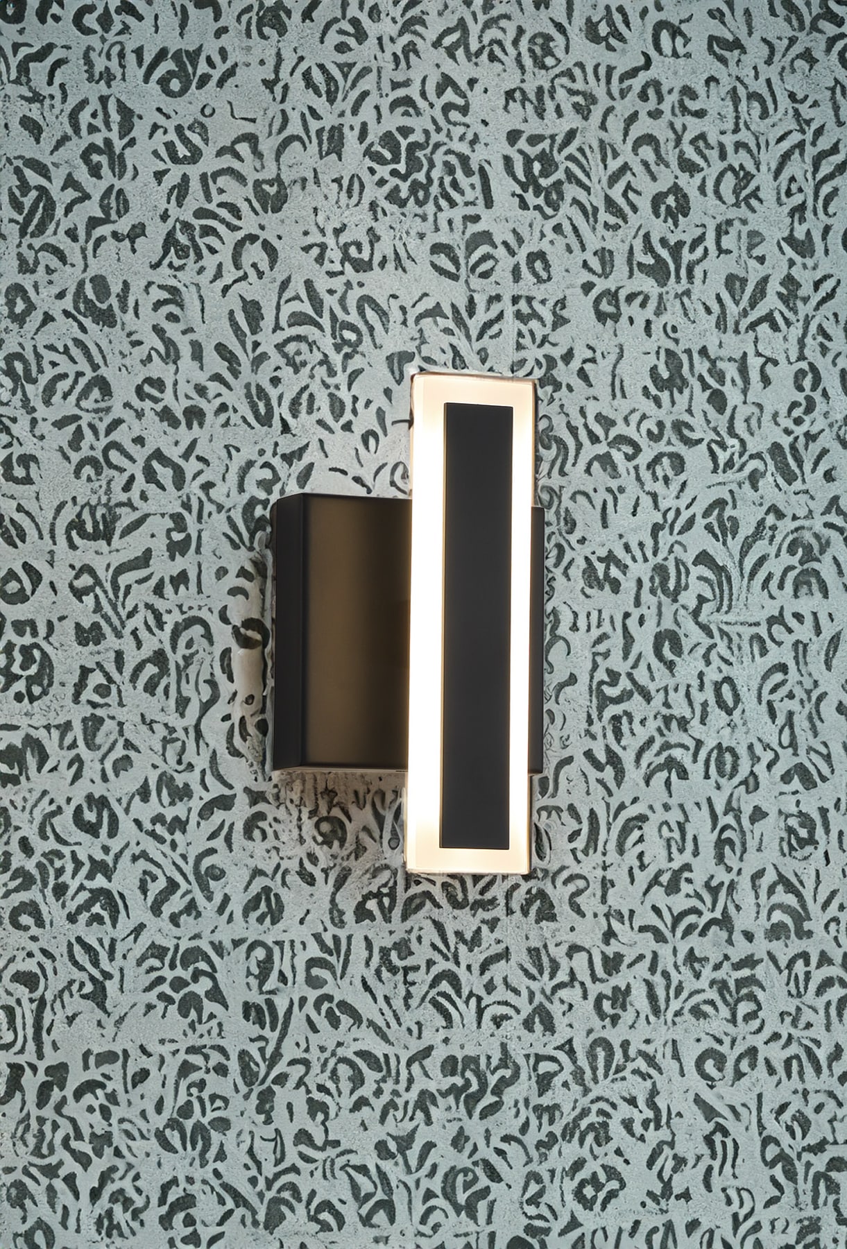George Kovacs P1413-66A-L Edge 4.75-in W 1 -Light Matte Black Integrated LED Wall Sconce