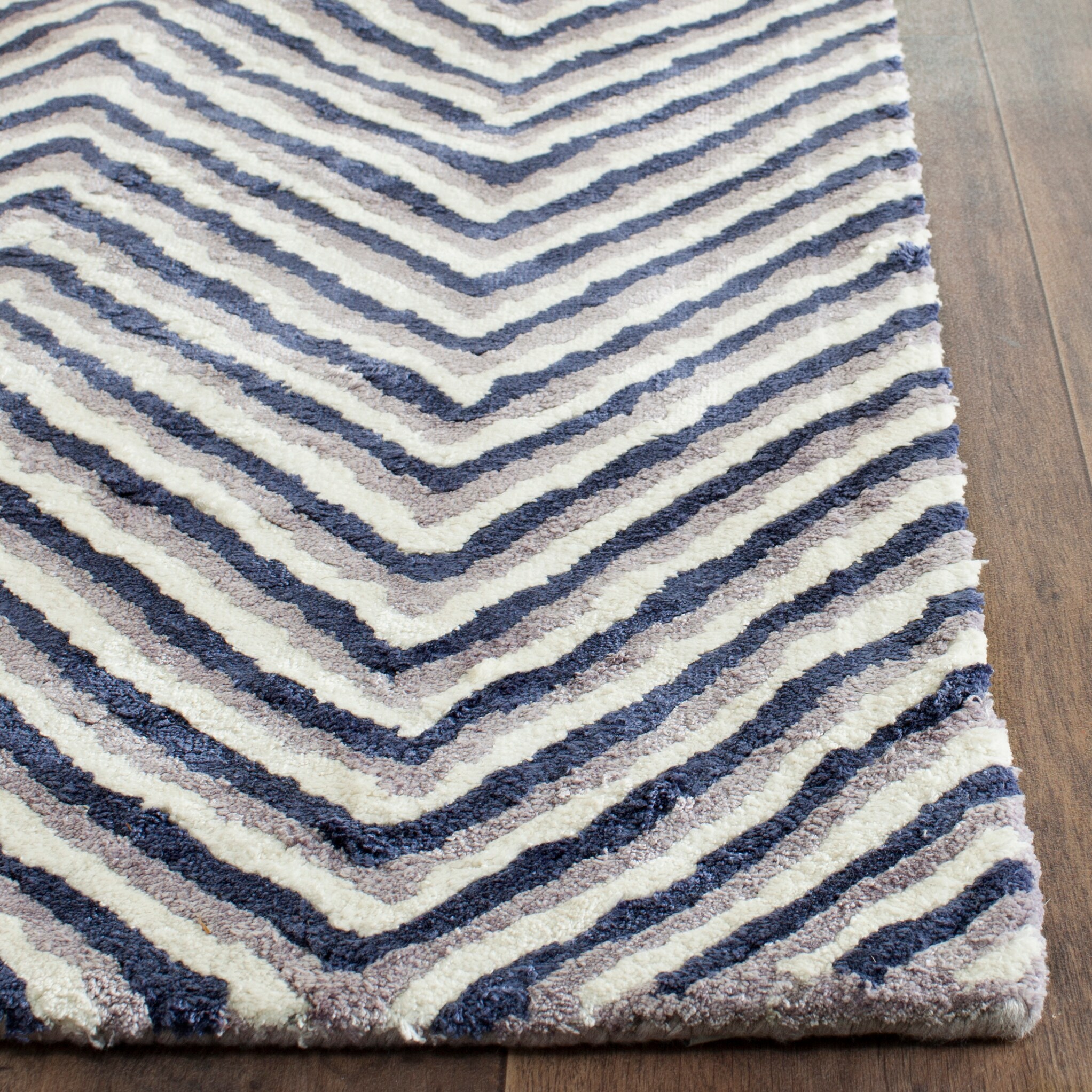 Safavieh SOH580A-2 rugs - View #2