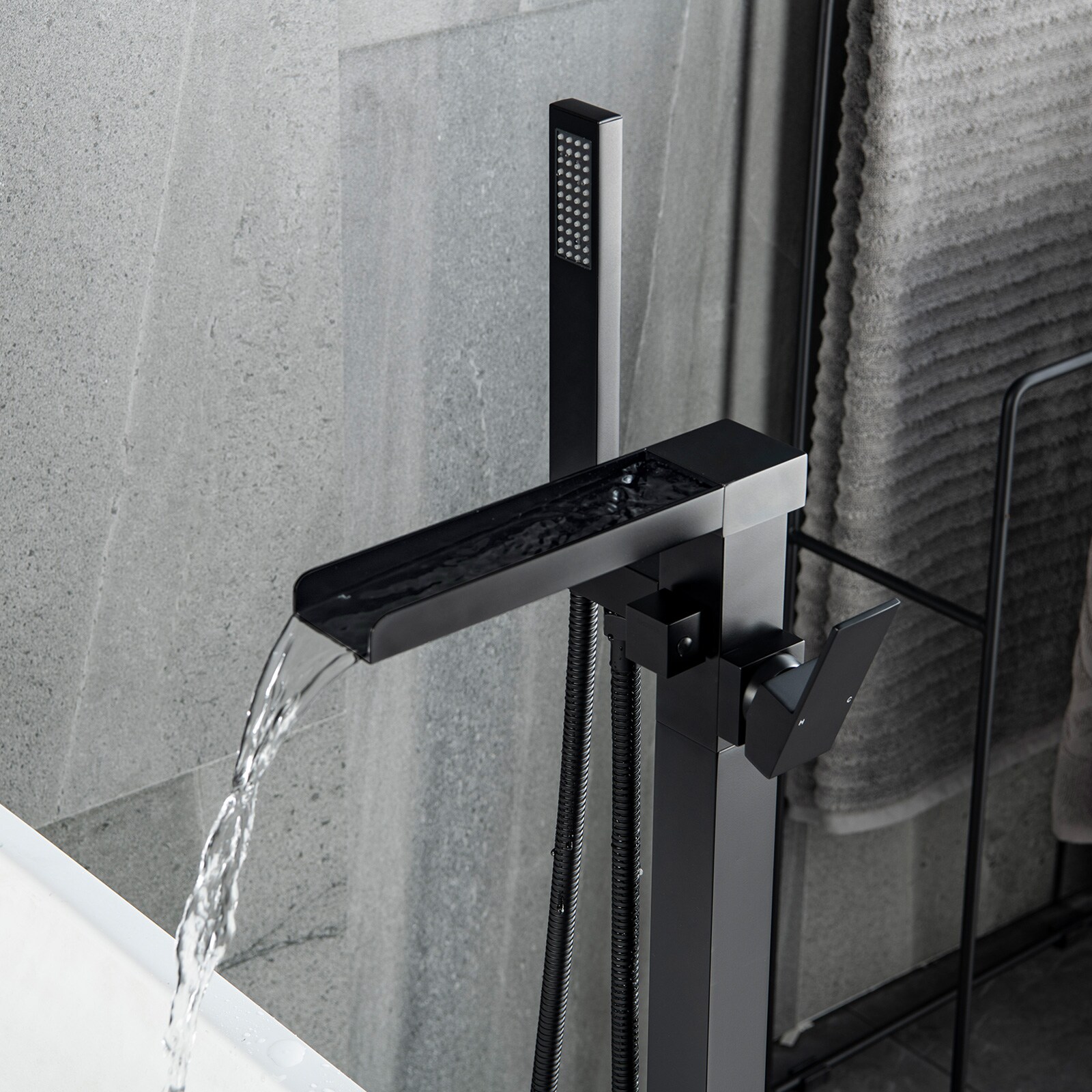 BWE Matte Black 1-handle Freestanding Waterfall Bathtub Faucet with ...