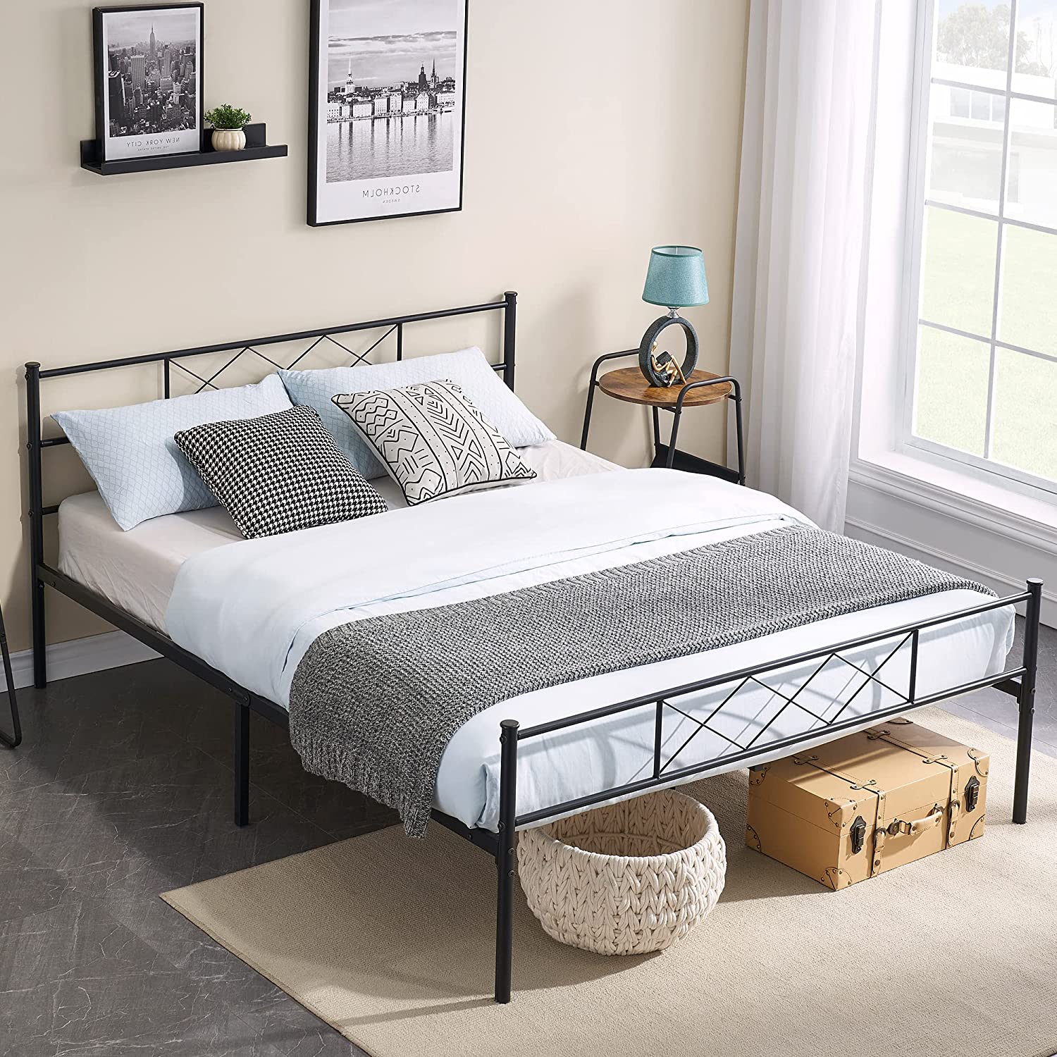 Vecelo LOE-YT-Q08 Queen Size Metal Bed Frame with Headboard Modern Platform Bed Frame No Box Spring Needed Easy Assembly Black
