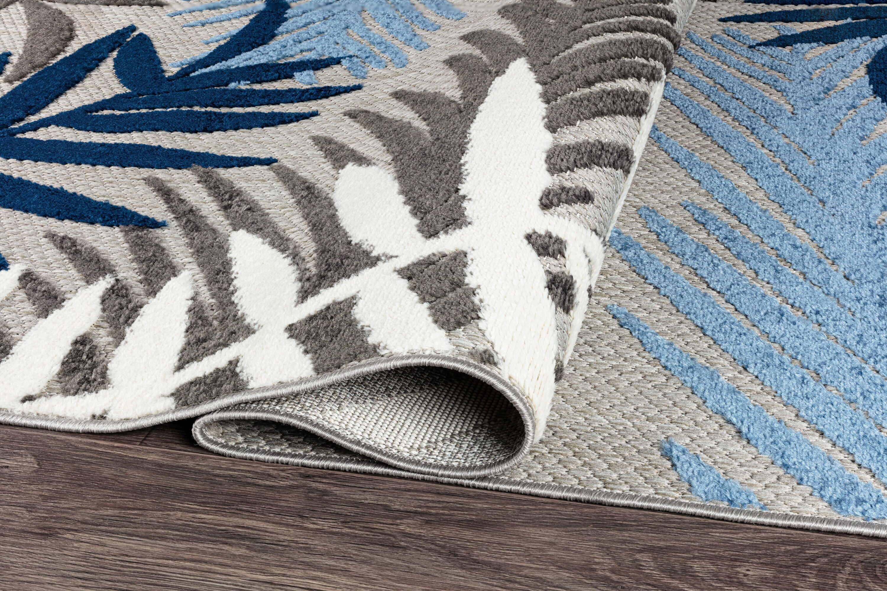 Evora Blue and Gray Palm Frond Indoor/Outdoor Area Rug