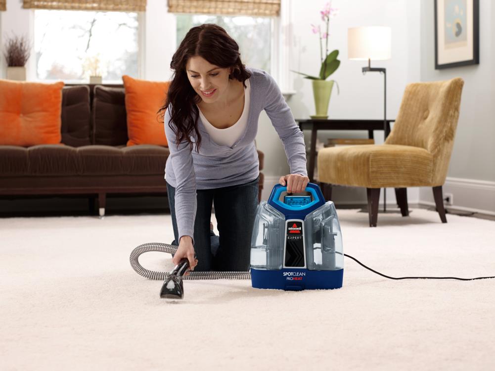 Bissell 3624 Spot Clean Professional Portable Carpet Cleaner - Corded with BISSELL  Professional Pet Urine Eliminator + Oxy Carpet Cleaning Formula, 48 oz,  1990 