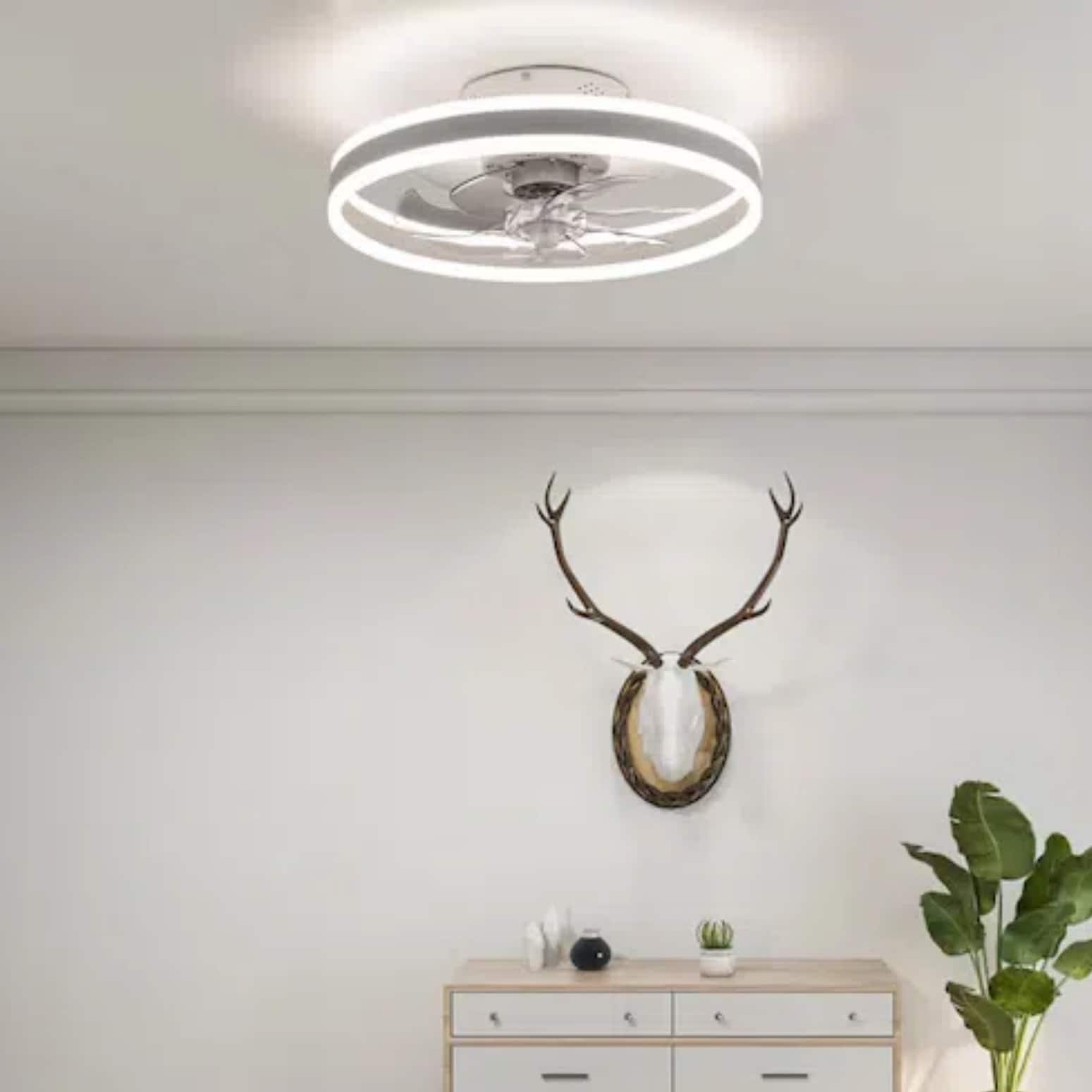 Oukaning HG-HCXLST-5463-US 20-in Color-Changing Integrated LED Flush Mount Stainless Steel Silver with ABS Blades Fandelier Ceiling Fan With Light - Remote Included ( 7 -Blade )