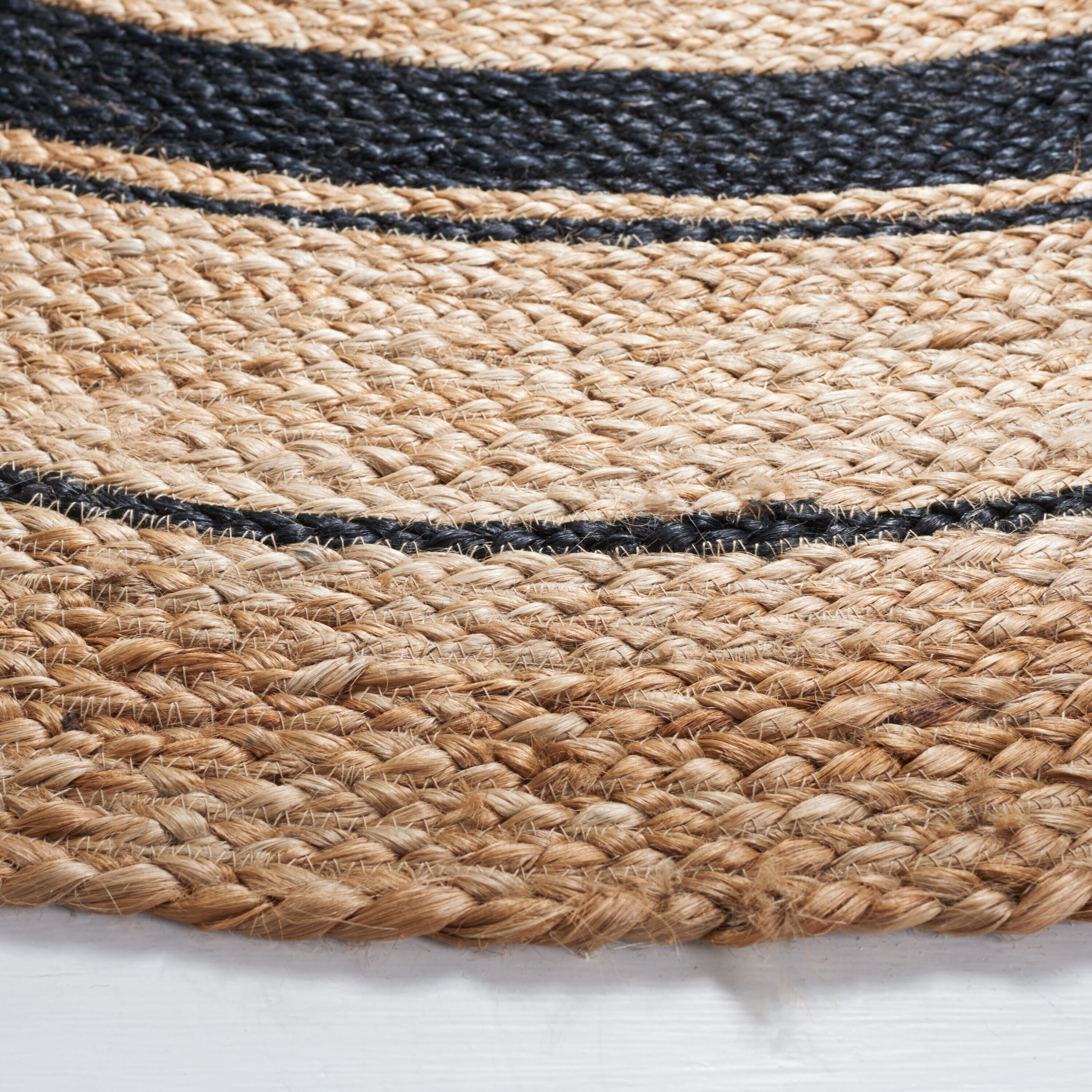 Safavieh NF120Z-5R rugs - View #3