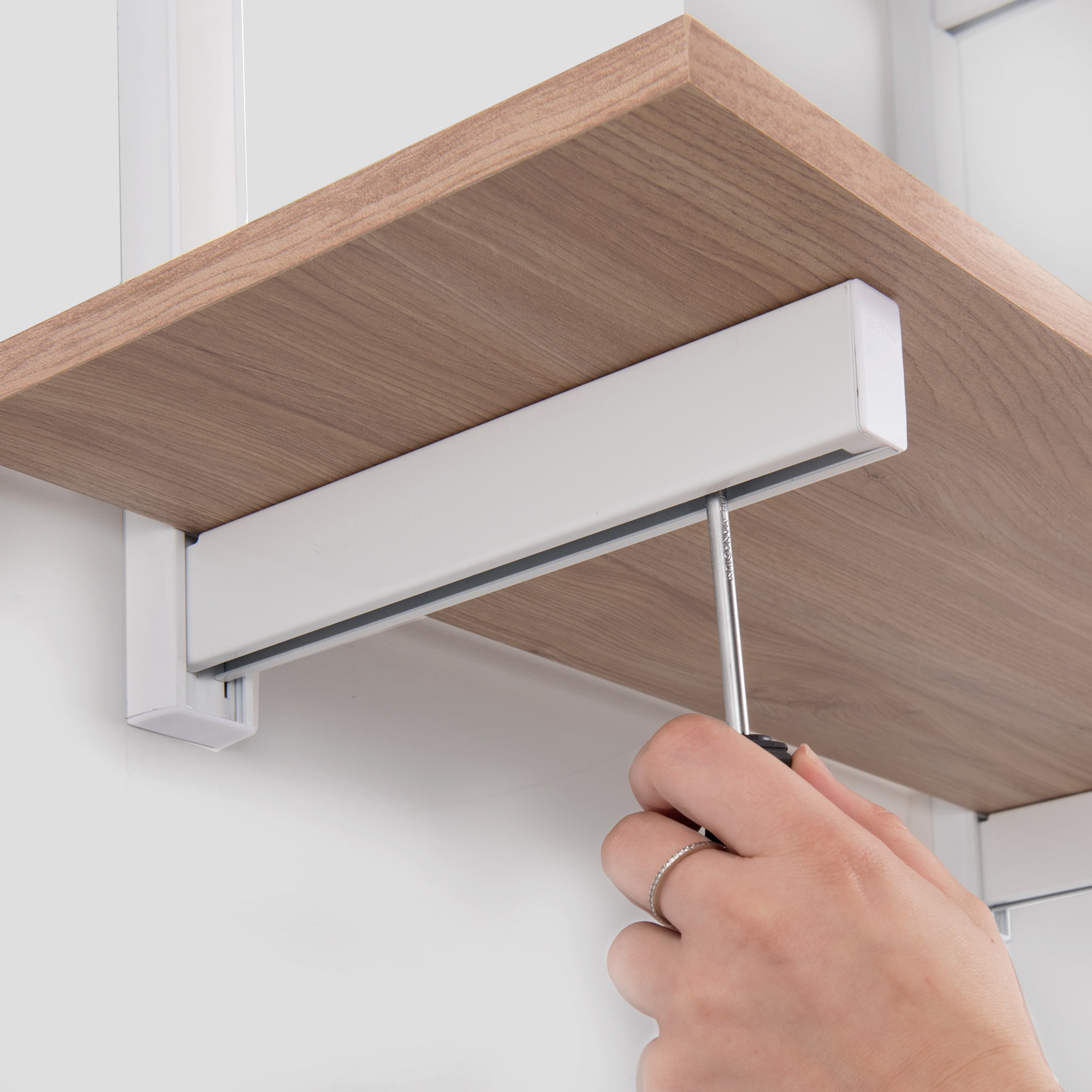 Delta Cycle Home 10.5 in L x 16 in W x 22.5 in D Heavy Duty Shelf Bracket 2 Pack PS1000 at Lowes