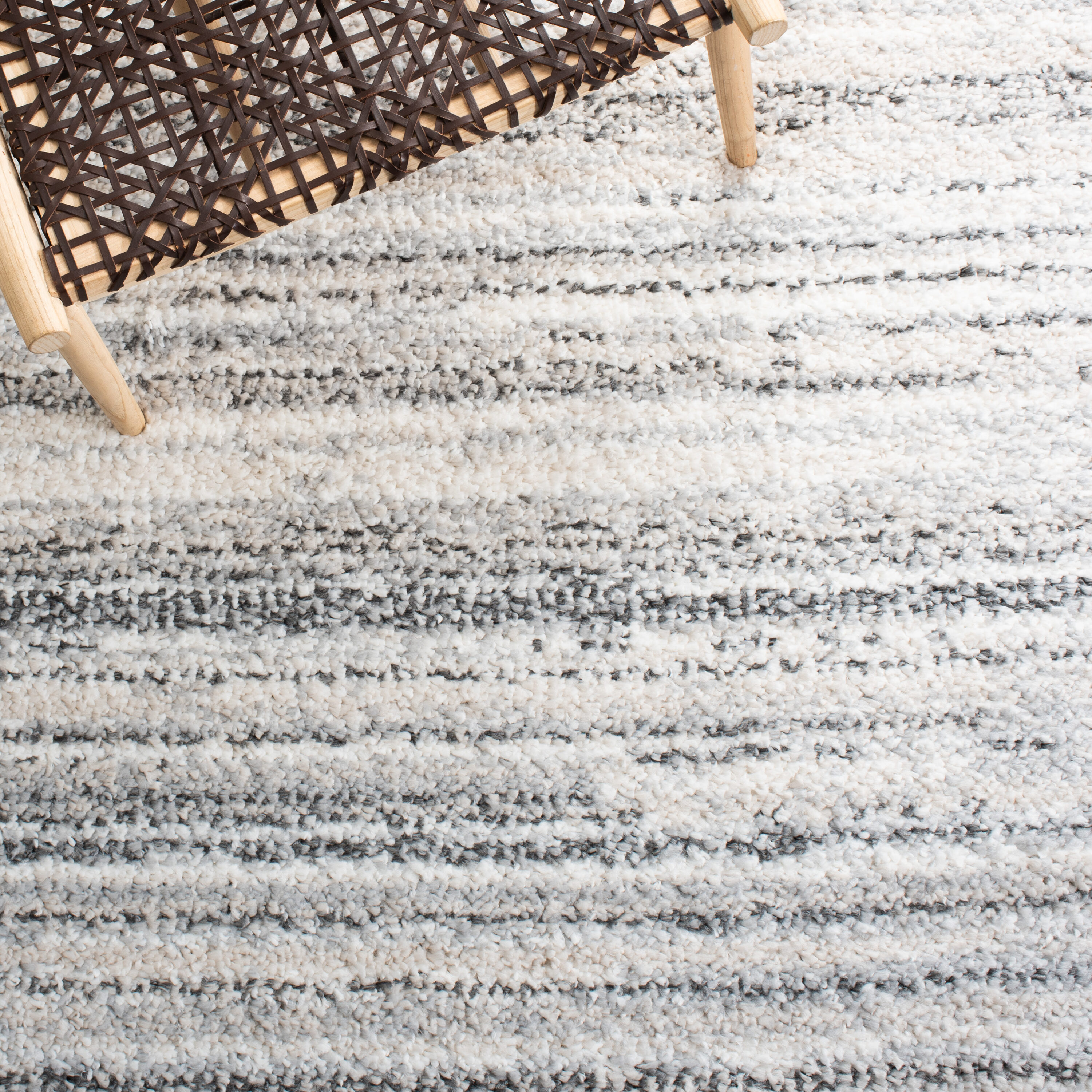 Safavieh BER406F-7SQ rugs - View #6