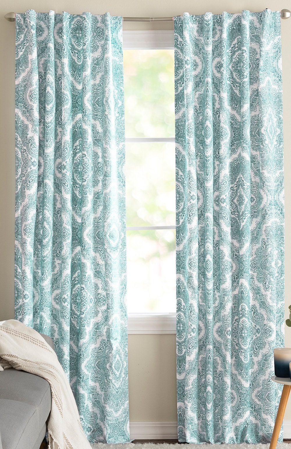 Living Logic 84 In Teal Room Darkening Thermal Lined Rod Pocket Single Curtain Panel The Curtains Ds Department At Lowes Com