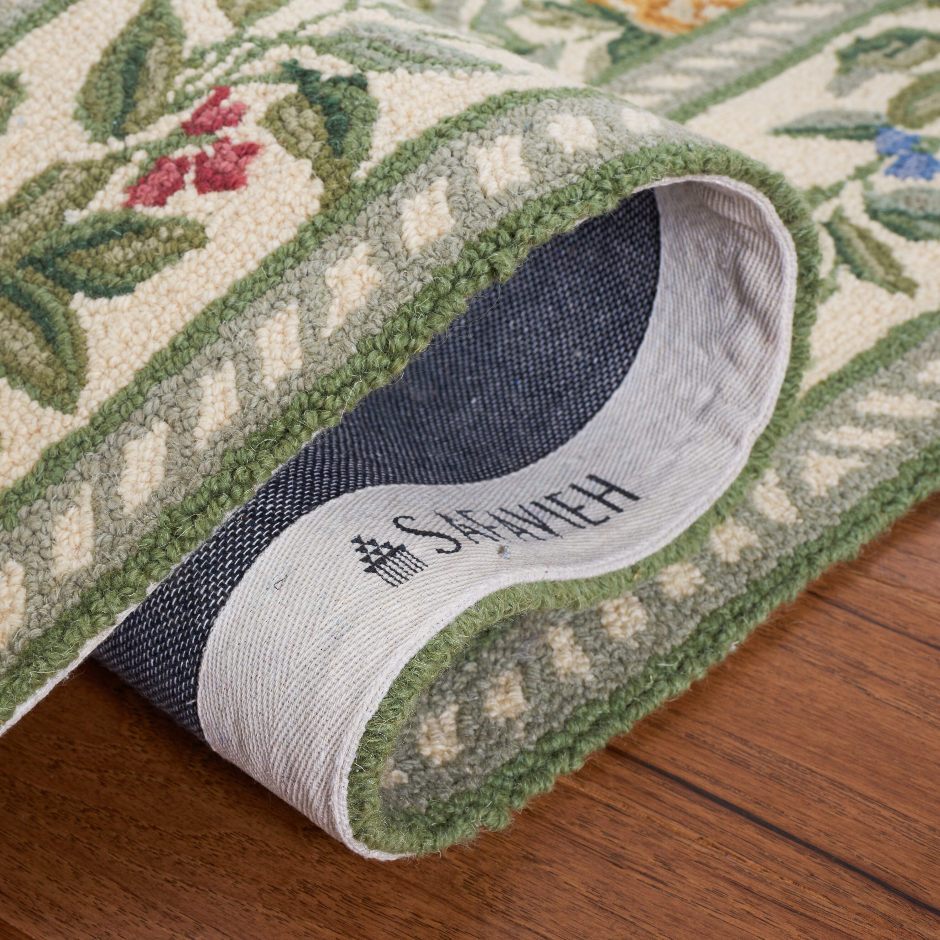 Safavieh HK60A-210 rugs - View #7