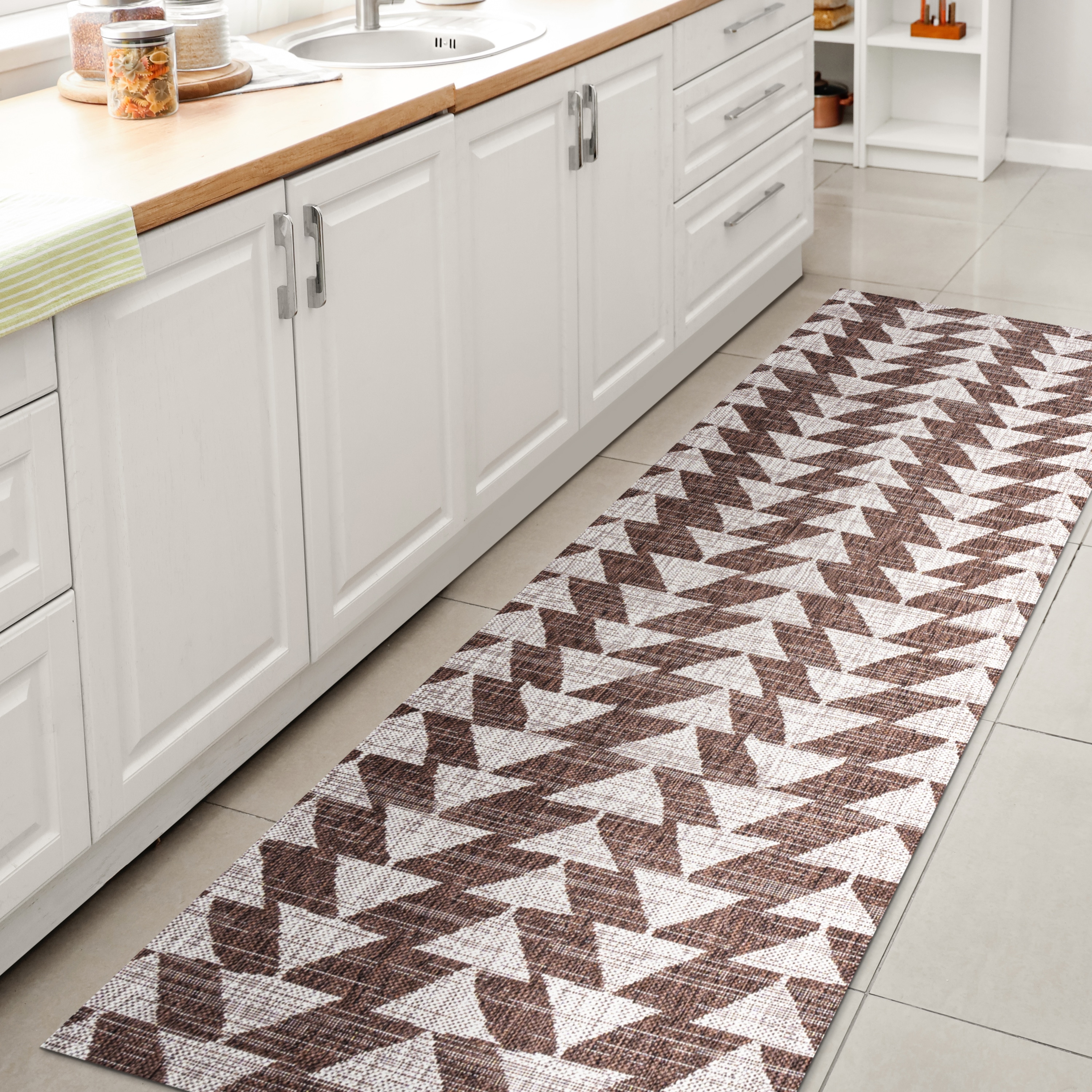 JONATHAN  Y SMB126A-28 Santa Monica Andratx Tribal 2 x 8 (ft) Loomed Polypropylene Brown/Beige Rectangular Indoor/Outdoor Geometric Bohemian/Eclectic Runner rug