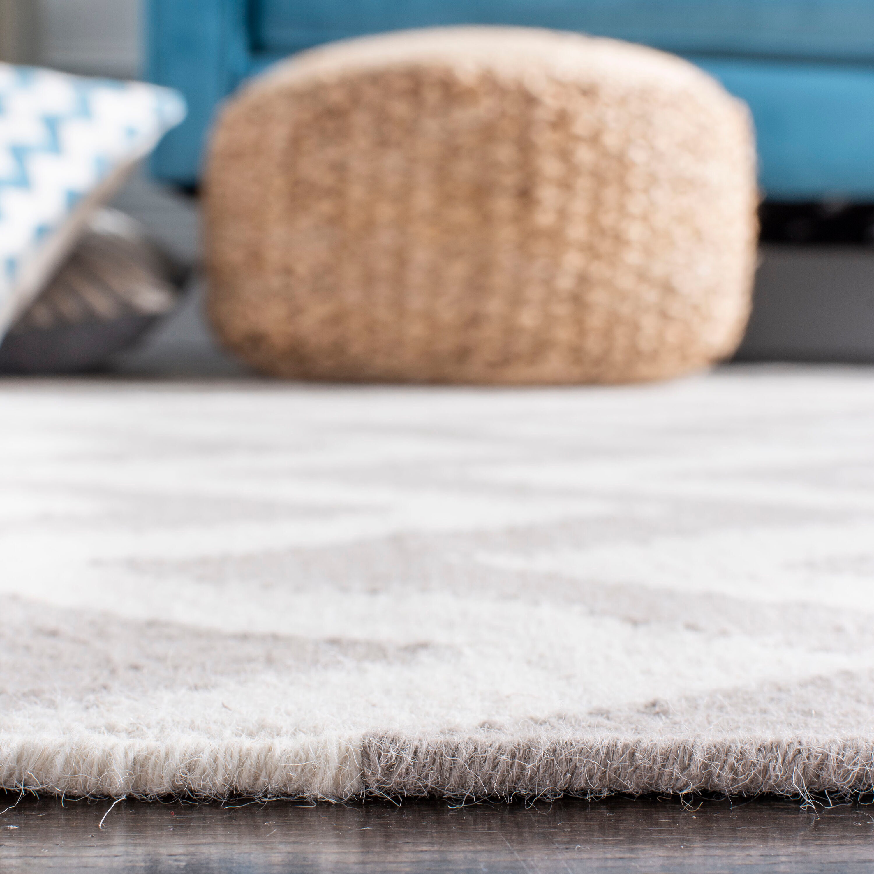 Safavieh DHU557C-3 rugs - View #8