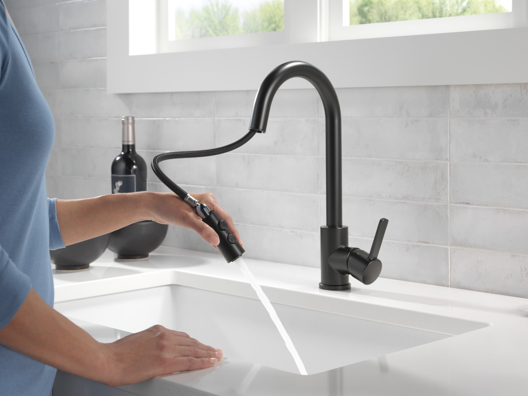 Peerless P7946LF-BL-1.0 Kitchen-Faucets - View #5