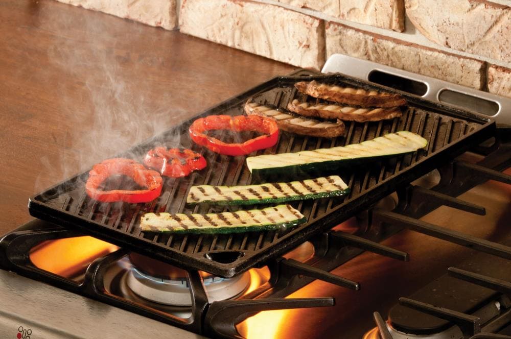 Lodge Pro-Grid Reversible Grill/Griddle Review